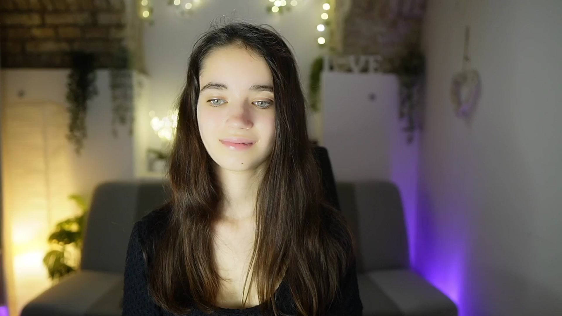 Gallery image thumbnail from Gia_Paige18's myfreecams stream on, 05/30/2025, 17:57 image 6 of 20