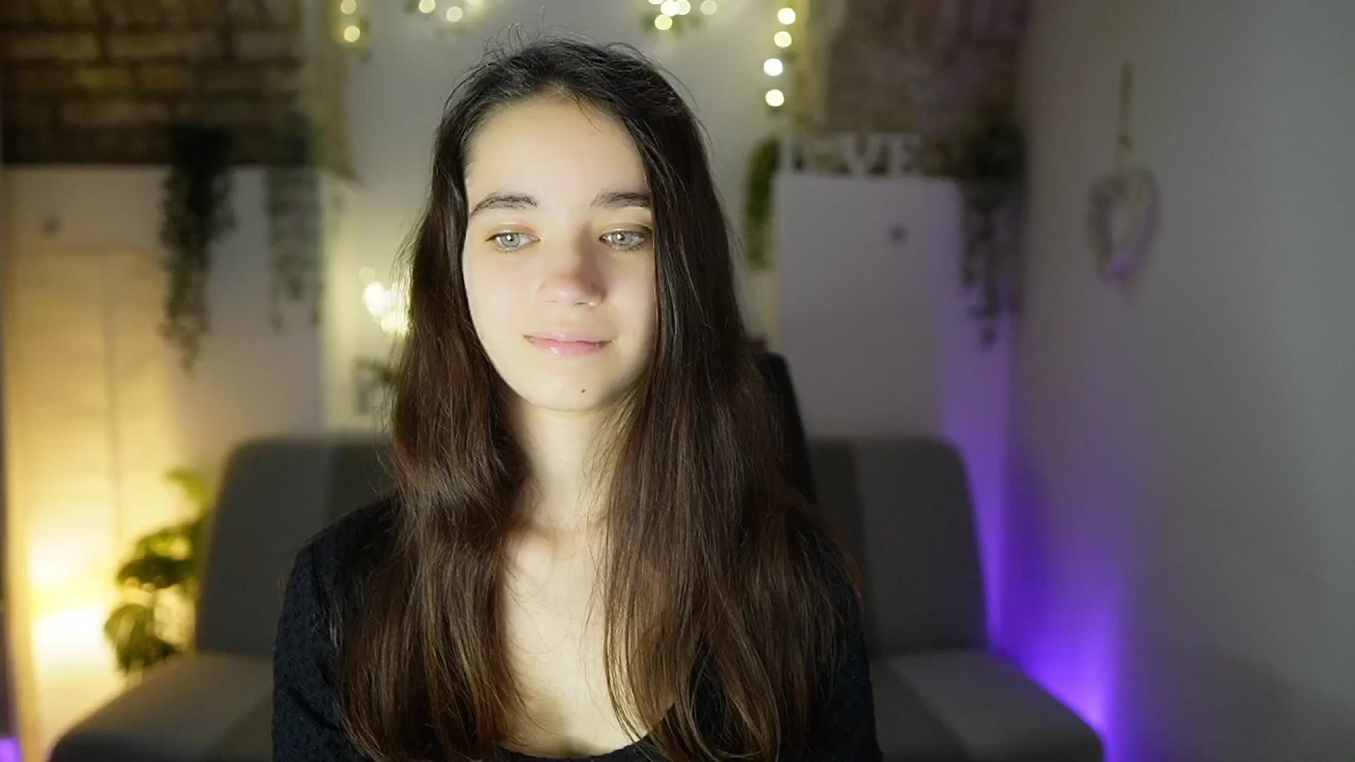 Gallery image thumbnail from Gia_Paige18's myfreecams stream on, 05/30/2025, 17:57 image 3 of 20