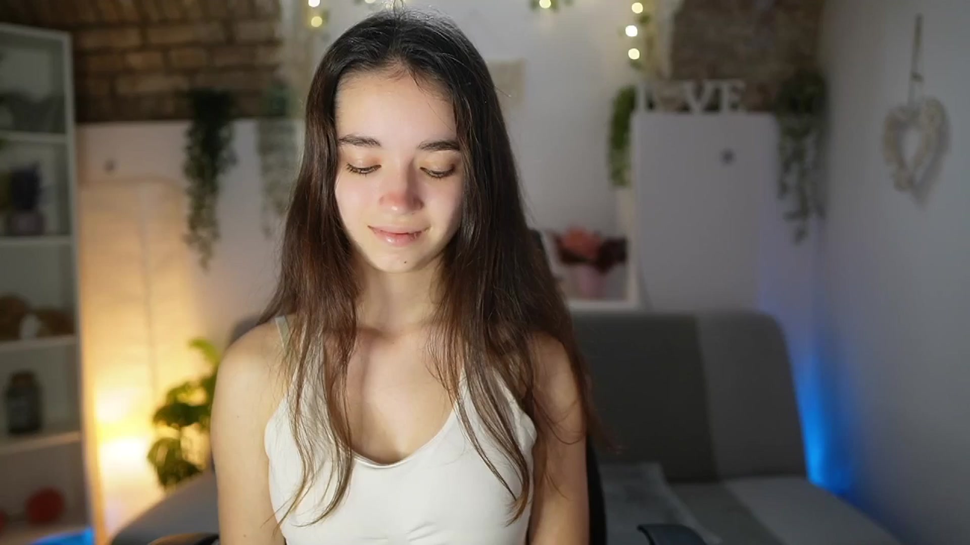 Gallery image thumbnail from Gia_Paige18's myfreecams stream on, 06/10/2025, 09:07 image 4 of 20