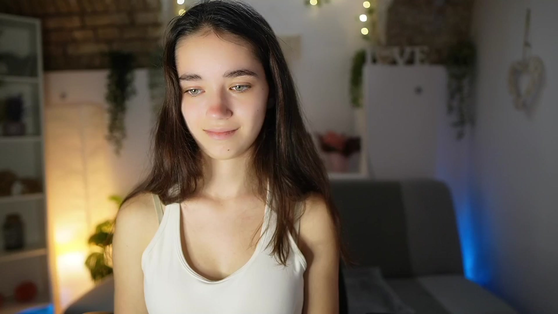 Gallery image thumbnail from Gia_Paige18's myfreecams stream on, 06/10/2025, 09:07 image 16 of 20