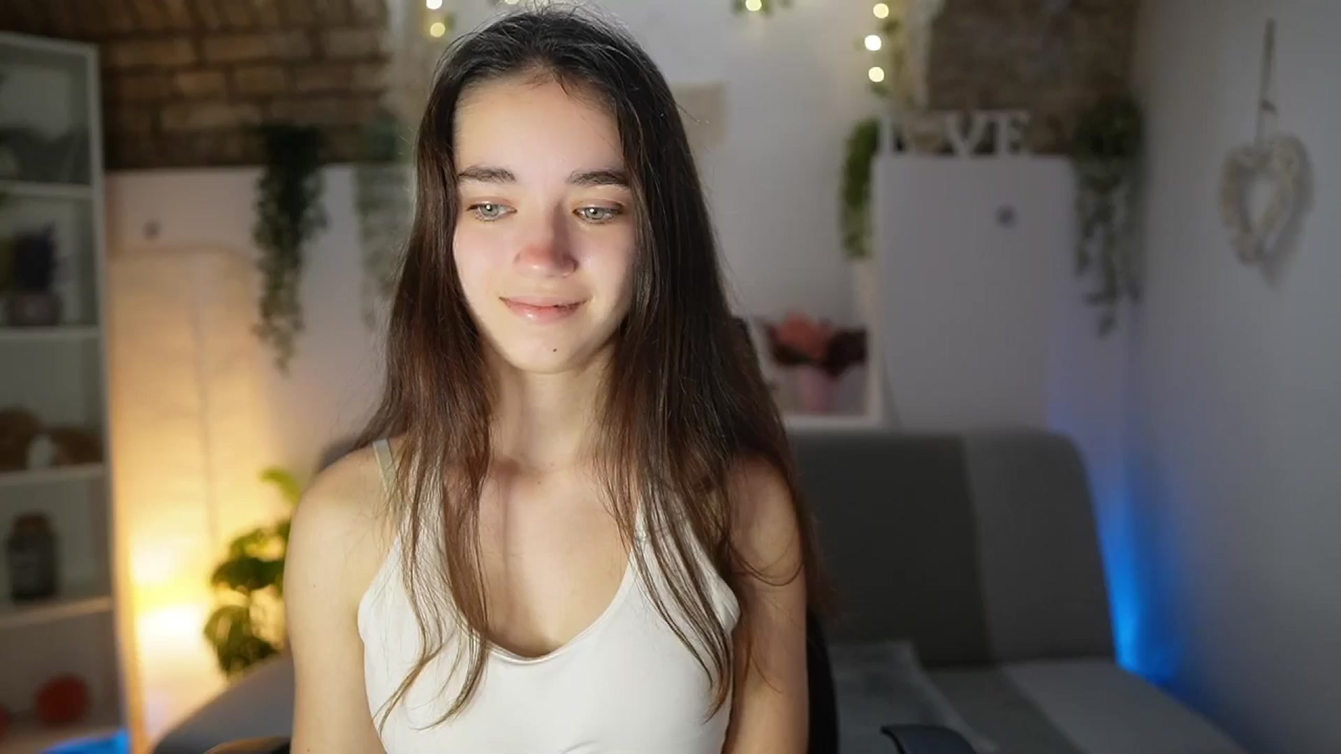 Gallery image thumbnail from Gia_Paige18's myfreecams stream on, 06/10/2025, 09:07 image 3 of 20