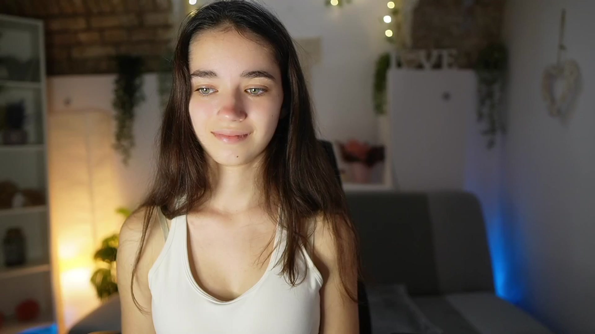 Gallery image thumbnail from Gia_Paige18's myfreecams stream on, 06/10/2025, 09:07 image 19 of 20