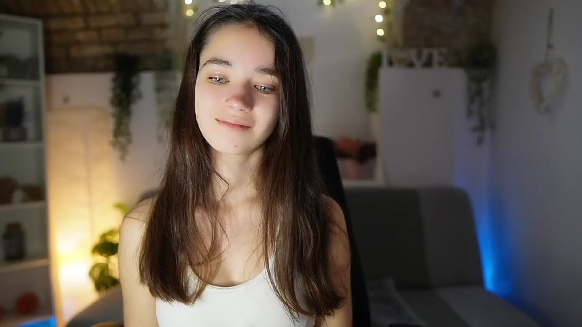 Gallery image thumbnail from Gia_Paige18's myfreecams stream on, 06/10/2025, 09:58 image 16 of 20