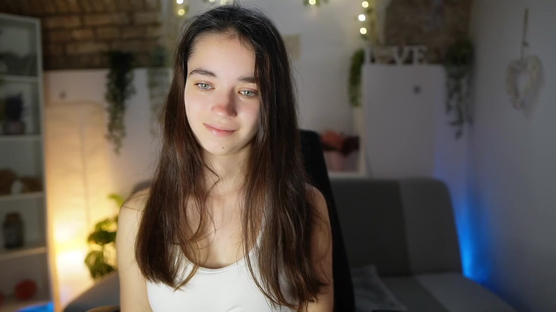 Gallery image thumbnail from Gia_Paige18's myfreecams stream on, 06/10/2025, 09:58 image 7 of 20