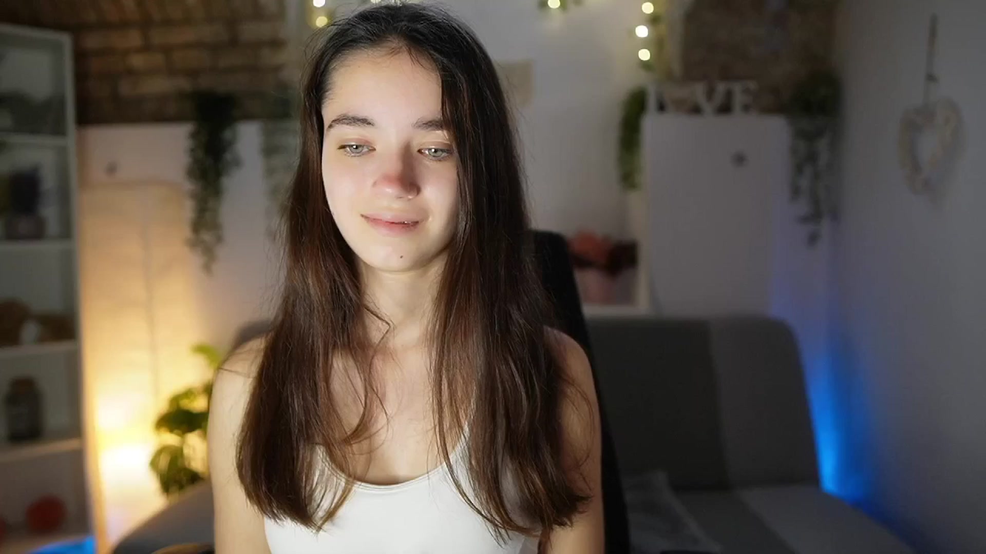 Gallery image thumbnail from Gia_Paige18's myfreecams stream on, 06/10/2025, 09:58 image 10 of 20
