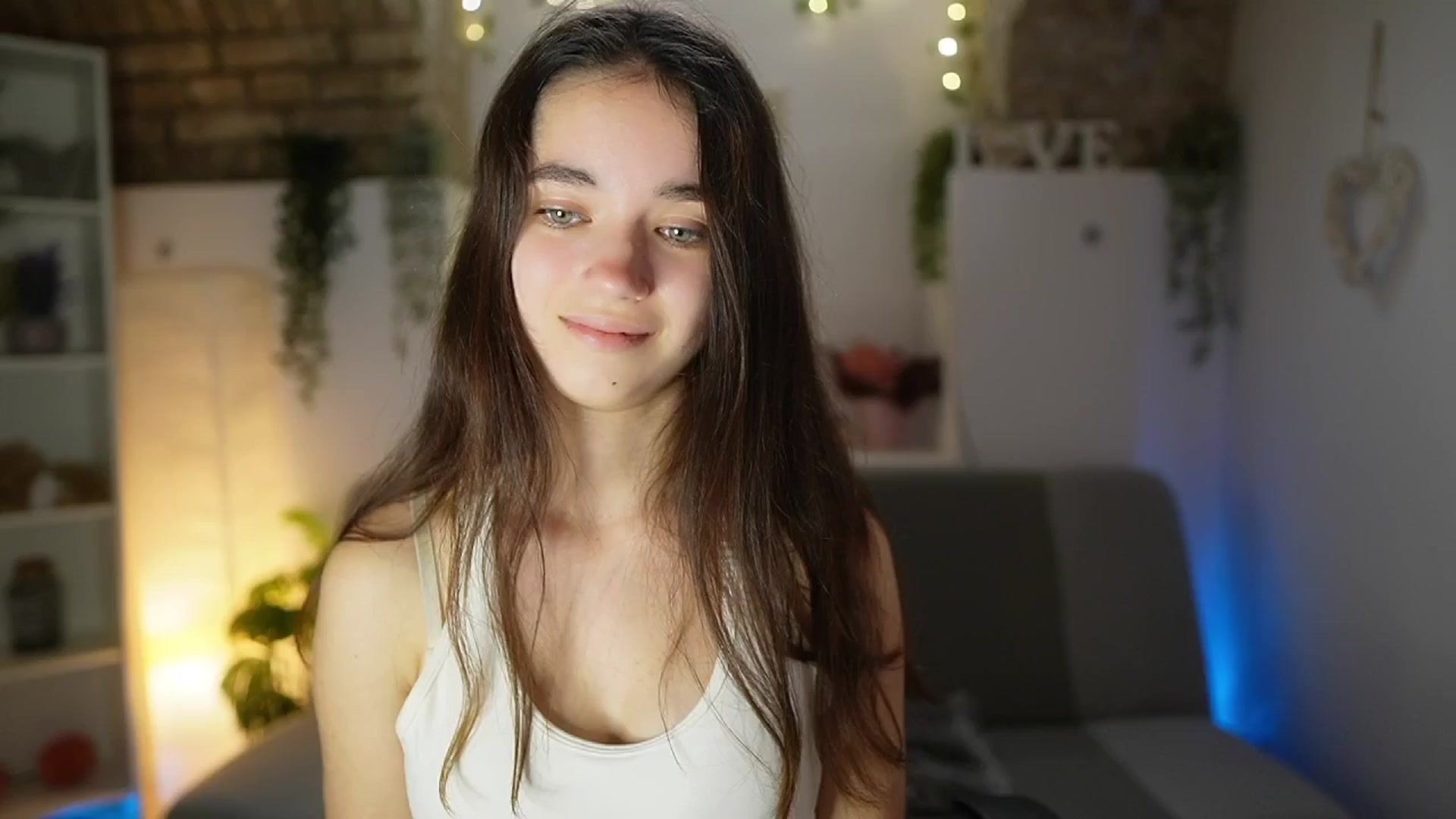 Gallery image thumbnail from Gia_Paige18's myfreecams stream on, 06/10/2025, 13:00 image 19 of 20
