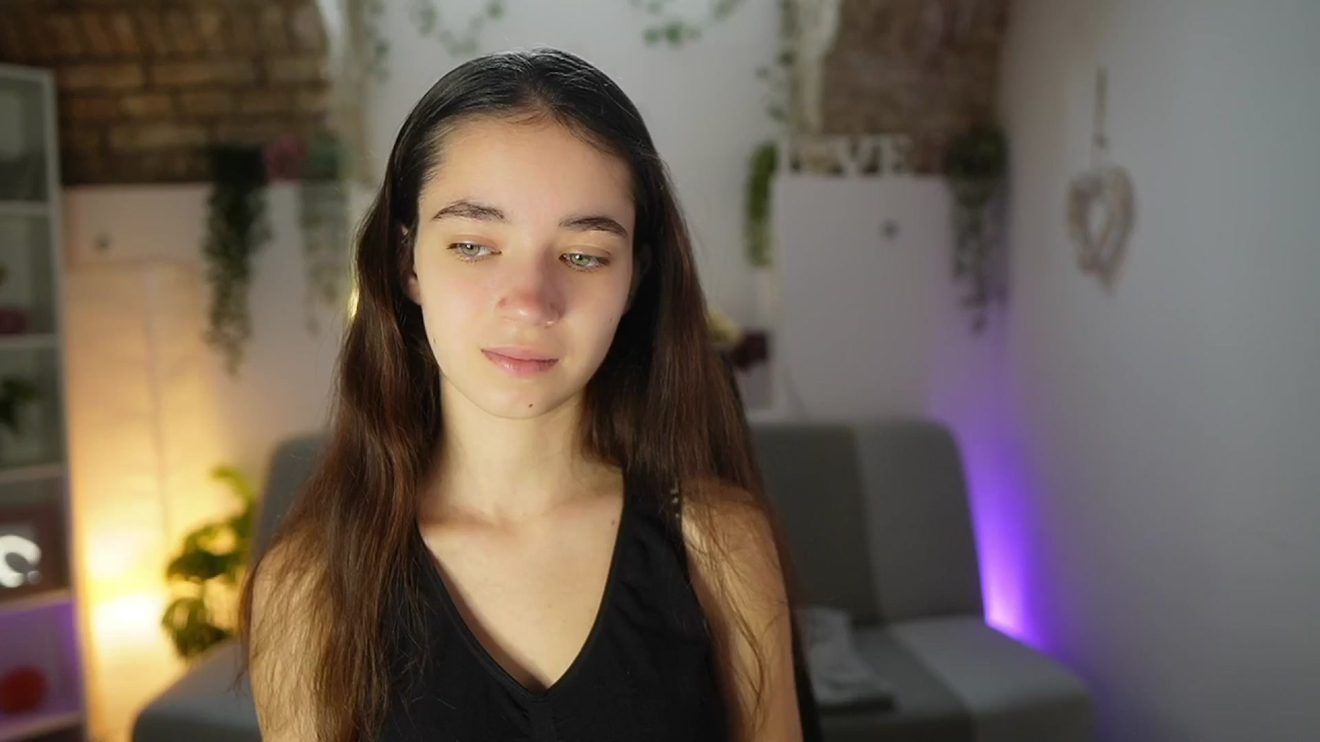 Gallery image thumbnail from Gia_Paige18's myfreecams stream on, 06/15/2025, 09:34 image 3 of 20