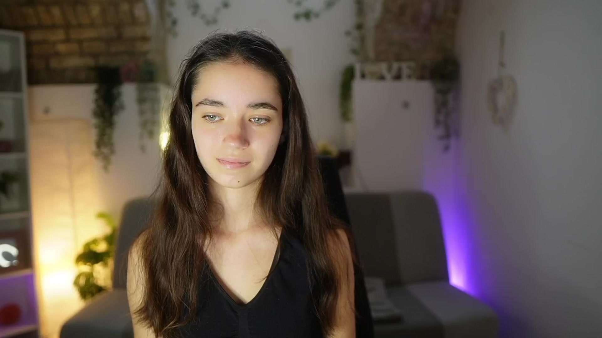 Gallery image thumbnail from Gia_Paige18's myfreecams stream on, 06/15/2025, 11:04 image 18 of 20