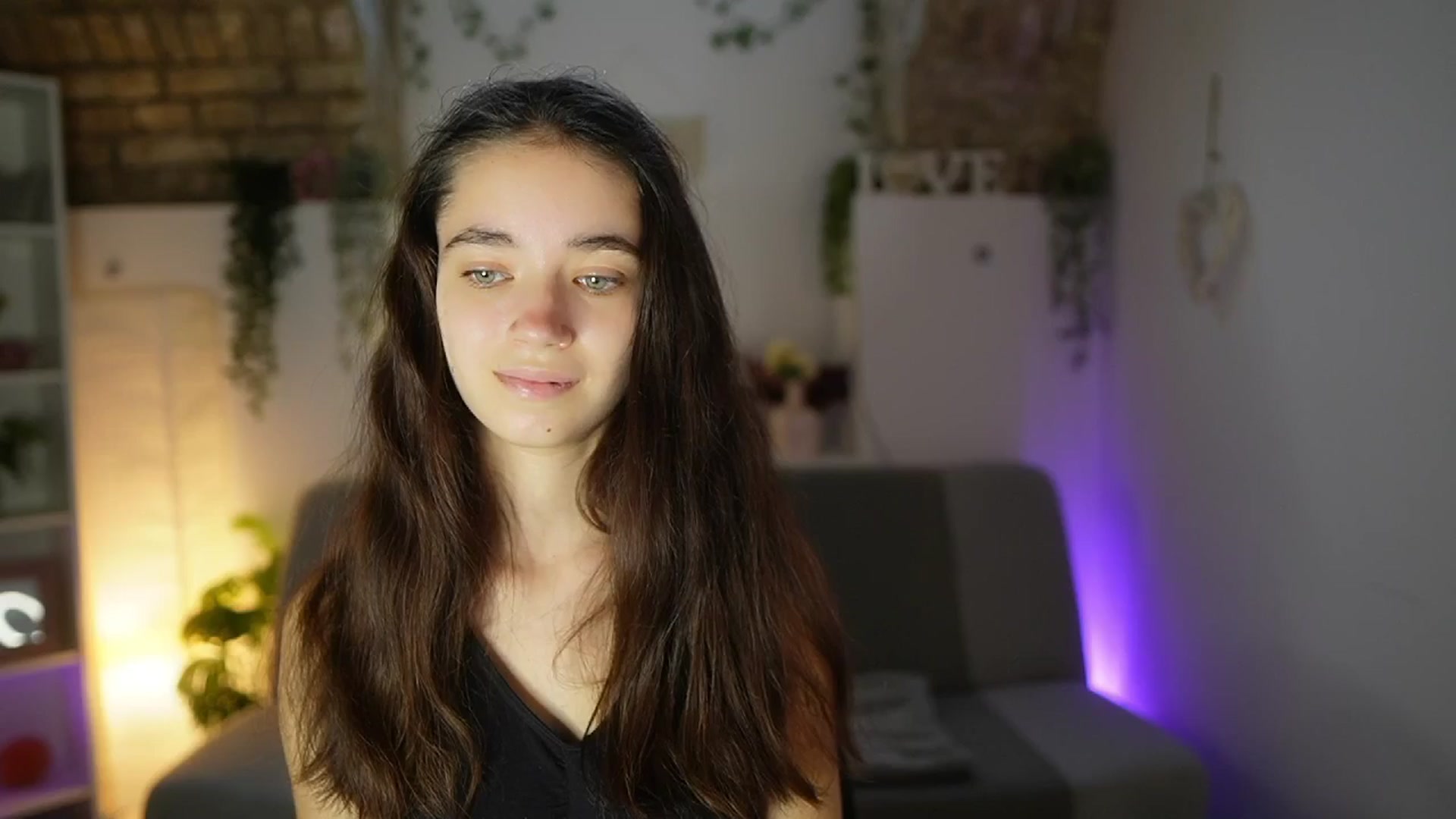 Gallery image thumbnail from Gia_Paige18's myfreecams stream on, 06/15/2025, 11:04 image 3 of 20