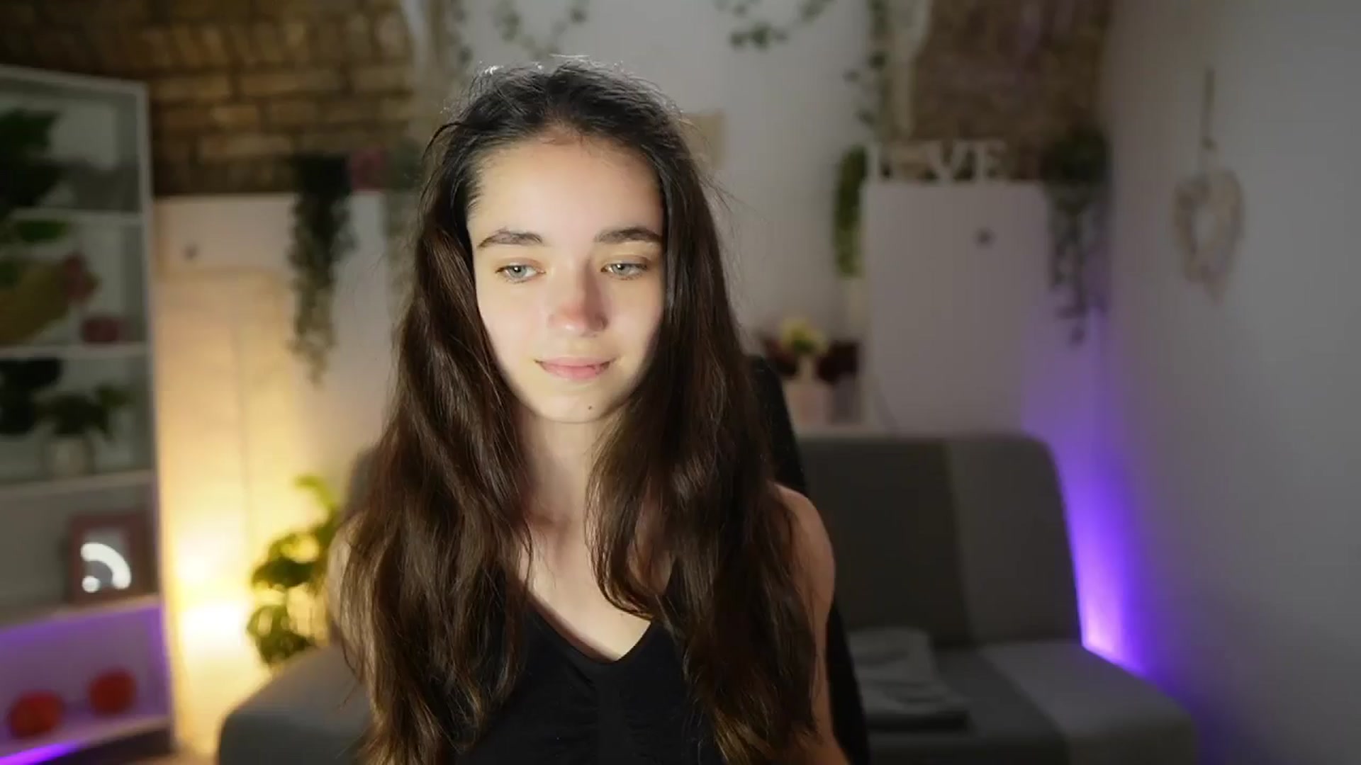 Gallery image thumbnail from Gia_Paige18's myfreecams stream on, 06/15/2025, 12:14 image 20 of 20
