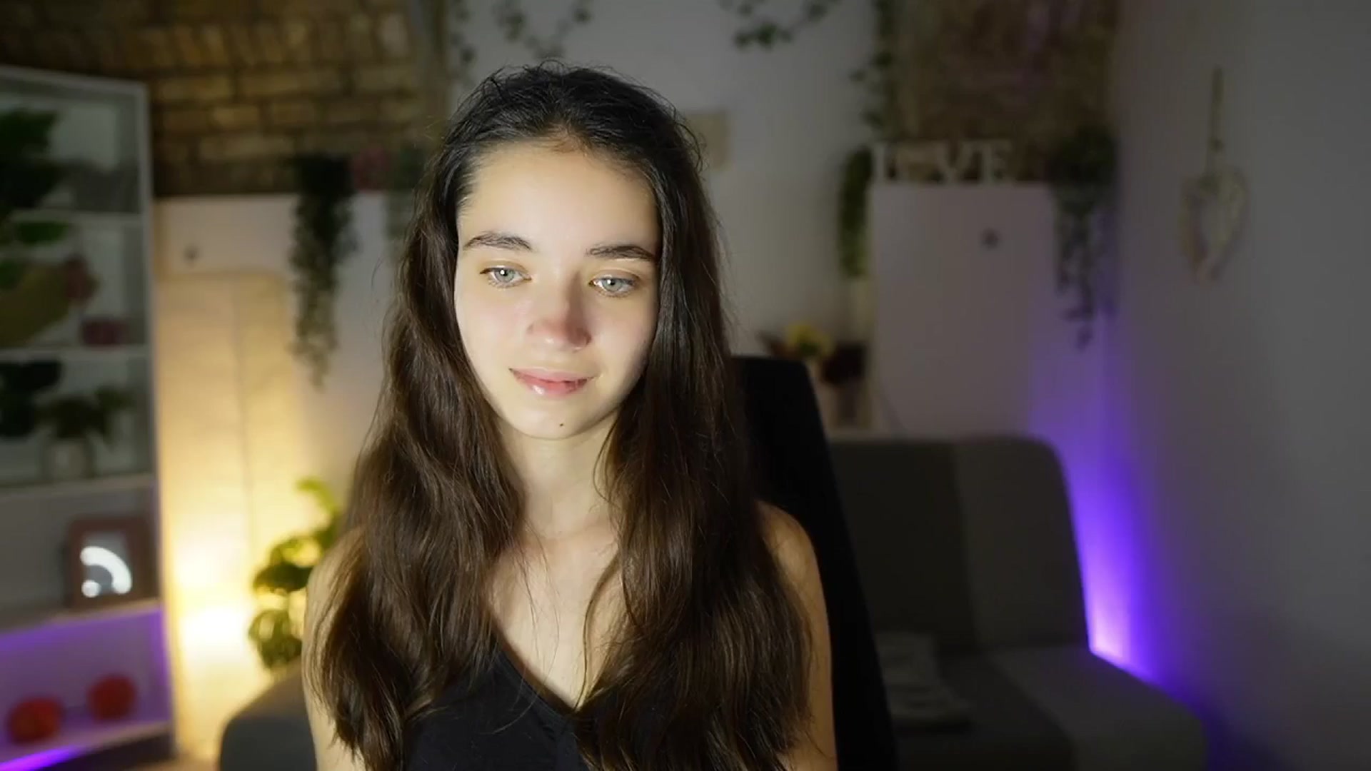 Gallery image thumbnail from Gia_Paige18's myfreecams stream on, 06/15/2025, 17:50 image 13 of 20