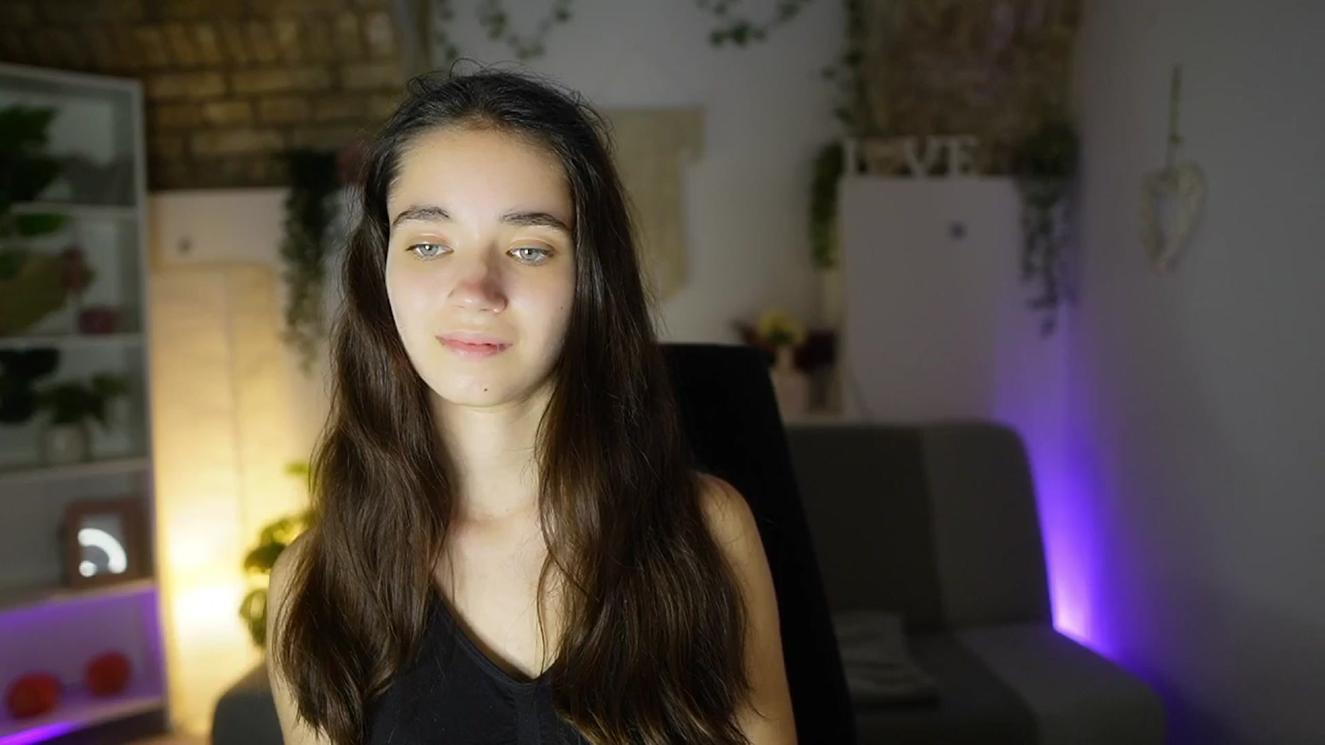 Gallery image thumbnail from Gia_Paige18's myfreecams stream on, 06/15/2025, 17:50 image 3 of 20