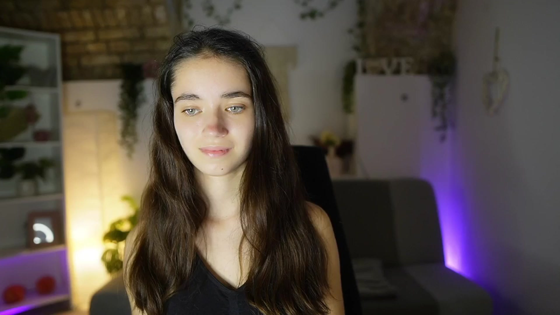 Gallery image thumbnail from Gia_Paige18's myfreecams stream on, 06/15/2025, 17:50 image 5 of 20