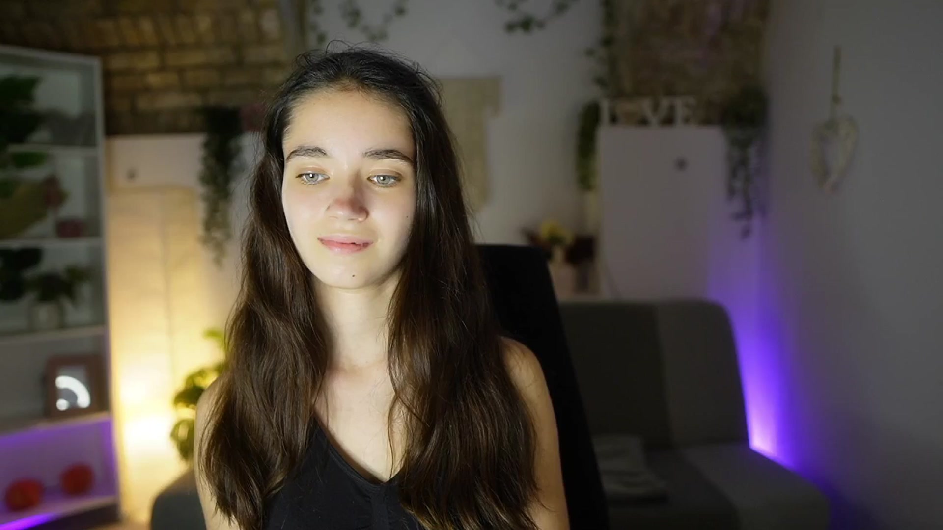 Gallery image thumbnail from Gia_Paige18's myfreecams stream on, 06/15/2025, 17:50 image 1 of 20
