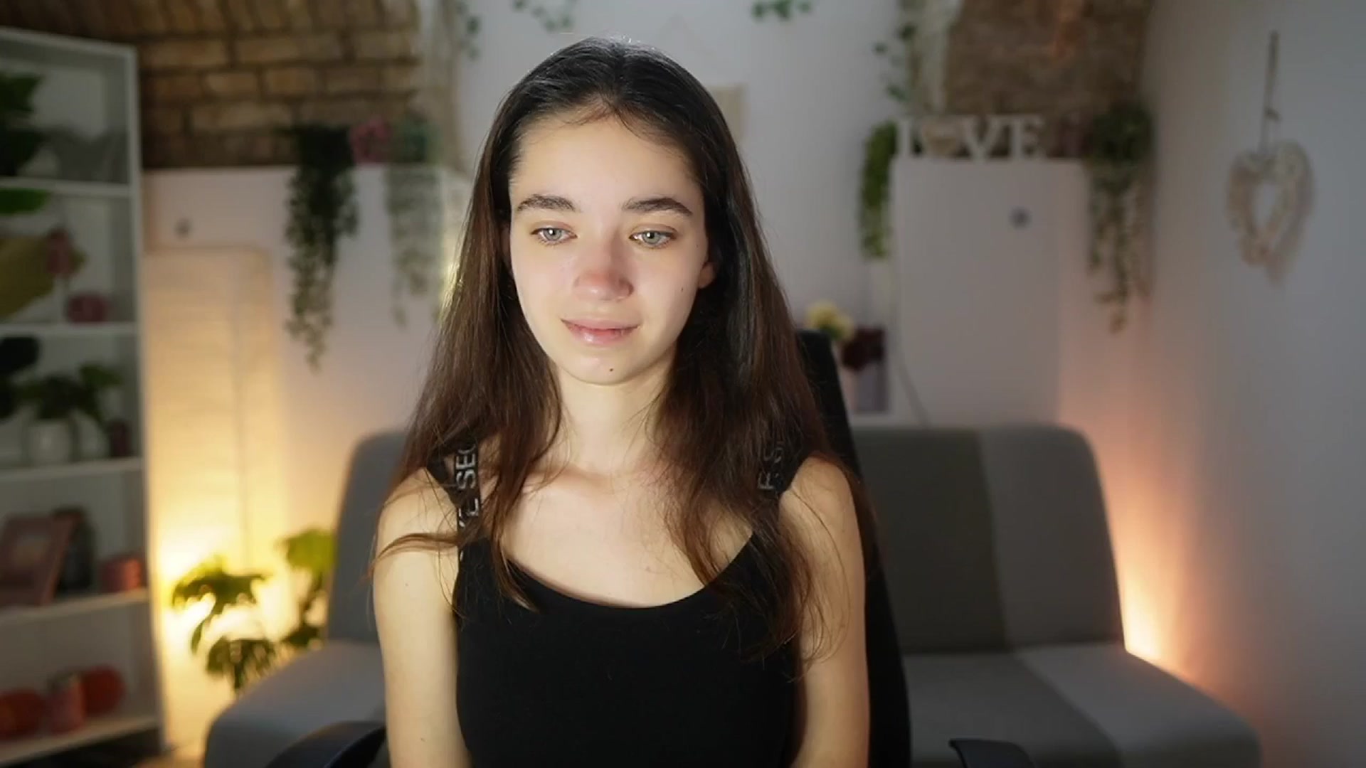 Gallery image thumbnail from Gia_Paige18's myfreecams stream on, 06/18/2025, 08:37 image 20 of 20