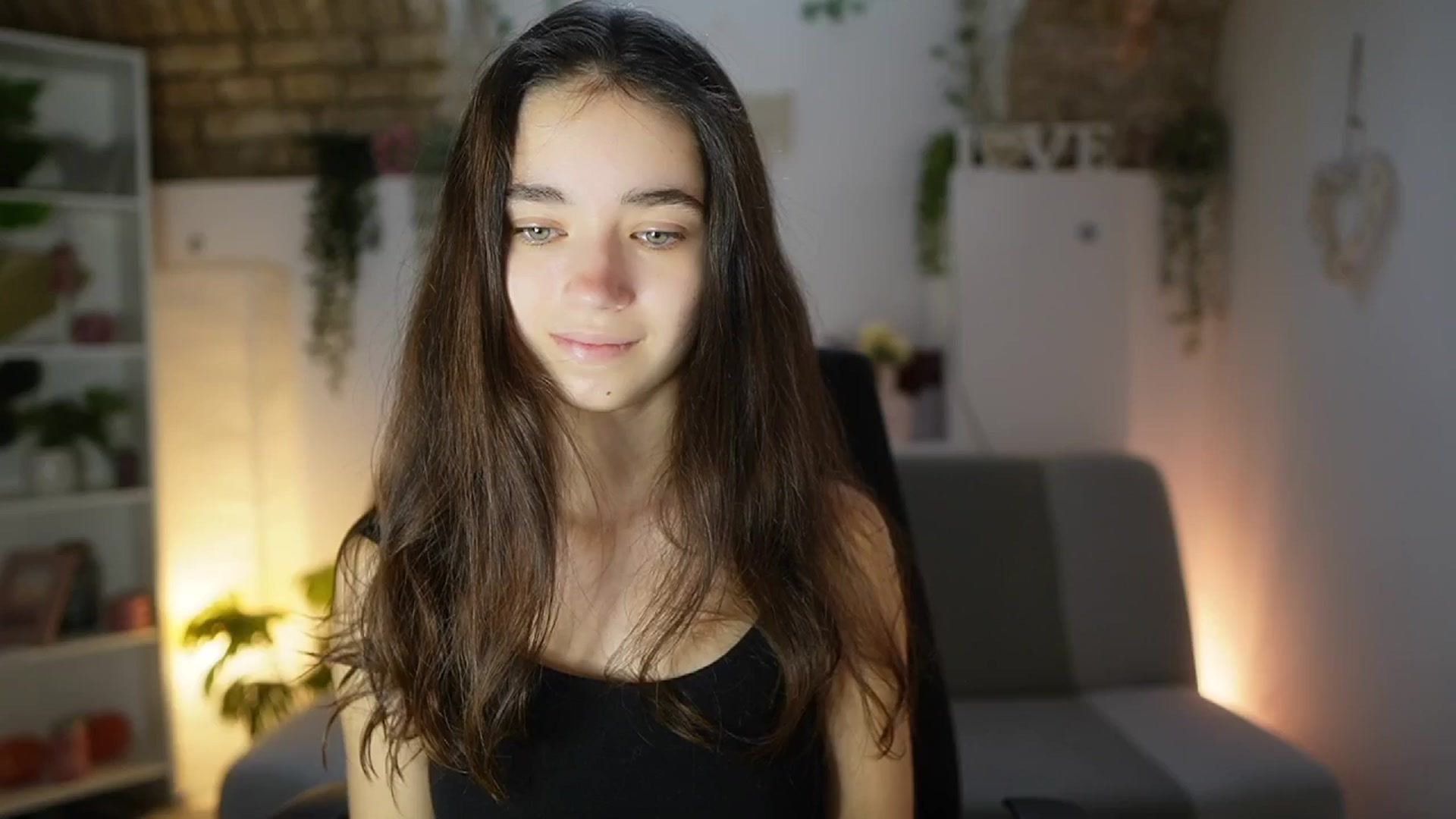 Gallery image thumbnail from Gia_Paige18's myfreecams stream on, 06/18/2025, 09:18 image 10 of 20