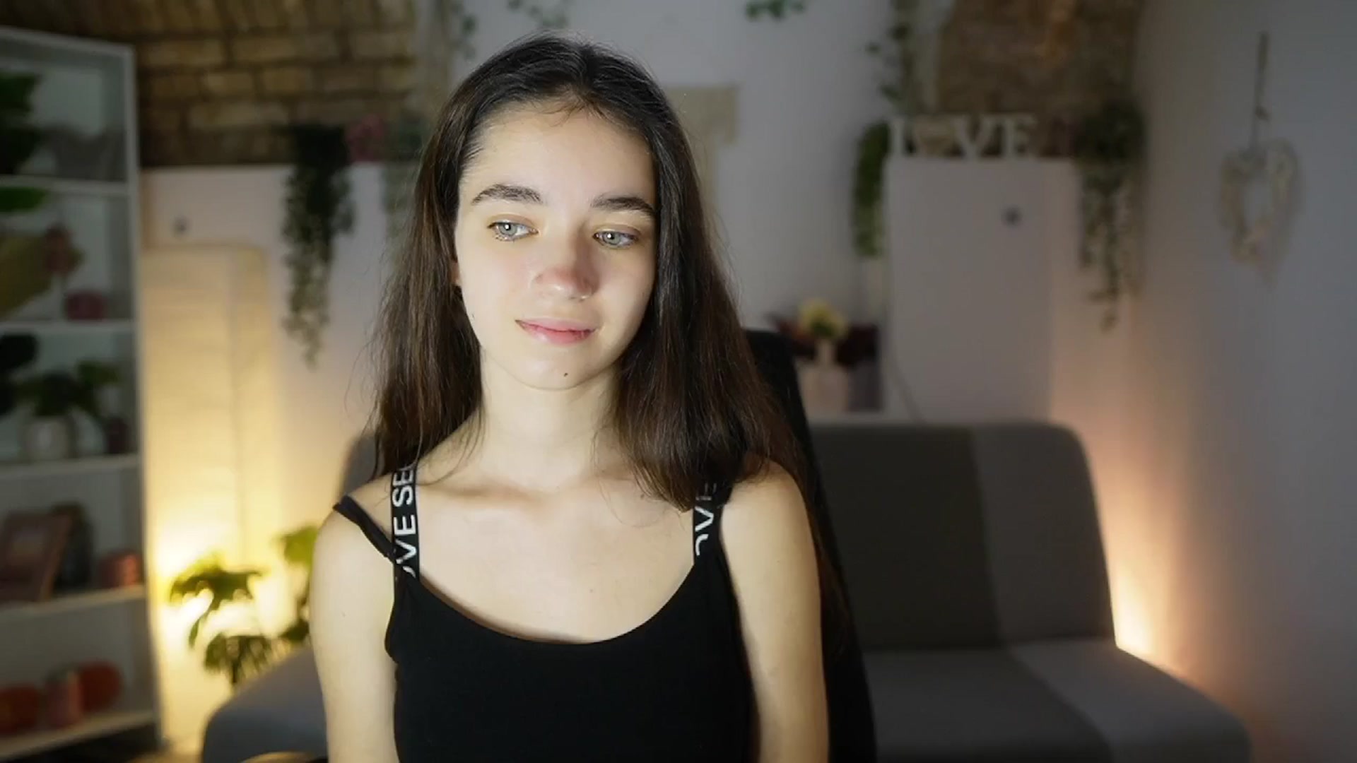 Gallery image thumbnail from Gia_Paige18's myfreecams stream on, 06/18/2025, 12:42 image 4 of 20