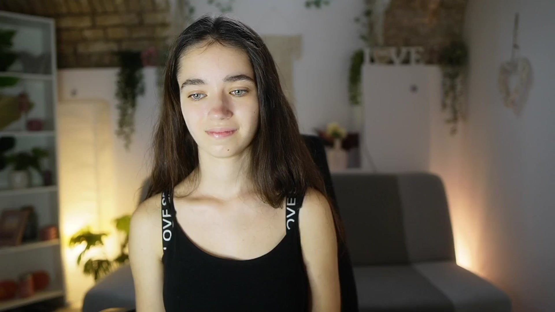 Gallery image thumbnail from Gia_Paige18's myfreecams stream on, 06/18/2025, 12:42 image 18 of 20