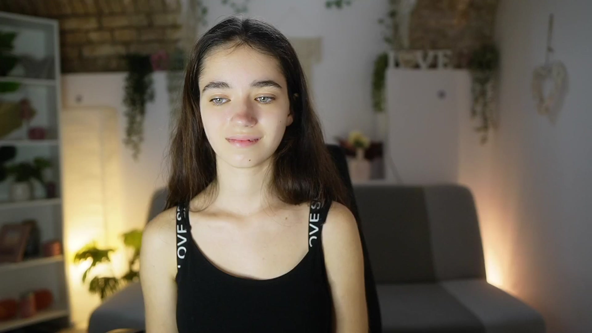 Gallery image thumbnail from Gia_Paige18's myfreecams stream on, 06/18/2025, 12:42 image 15 of 20