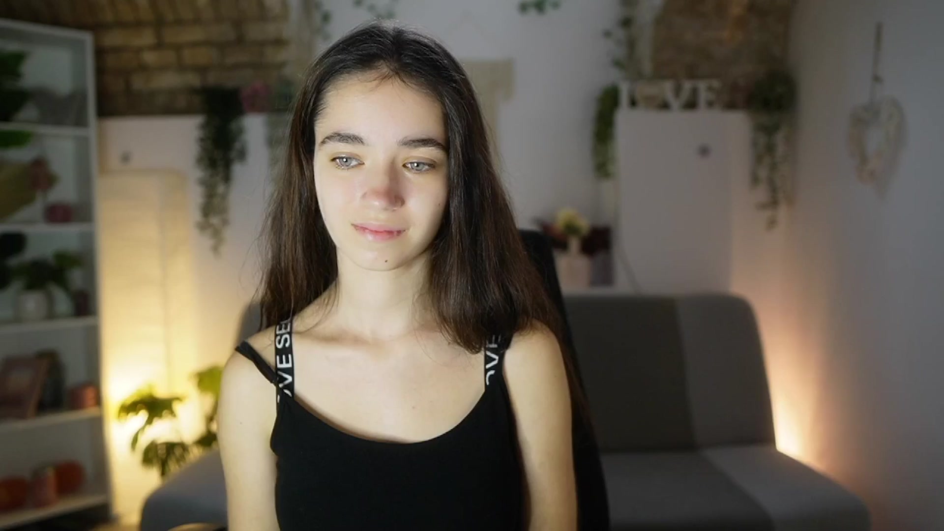 Gallery image thumbnail from Gia_Paige18's myfreecams stream on, 06/18/2025, 12:42 image 5 of 20