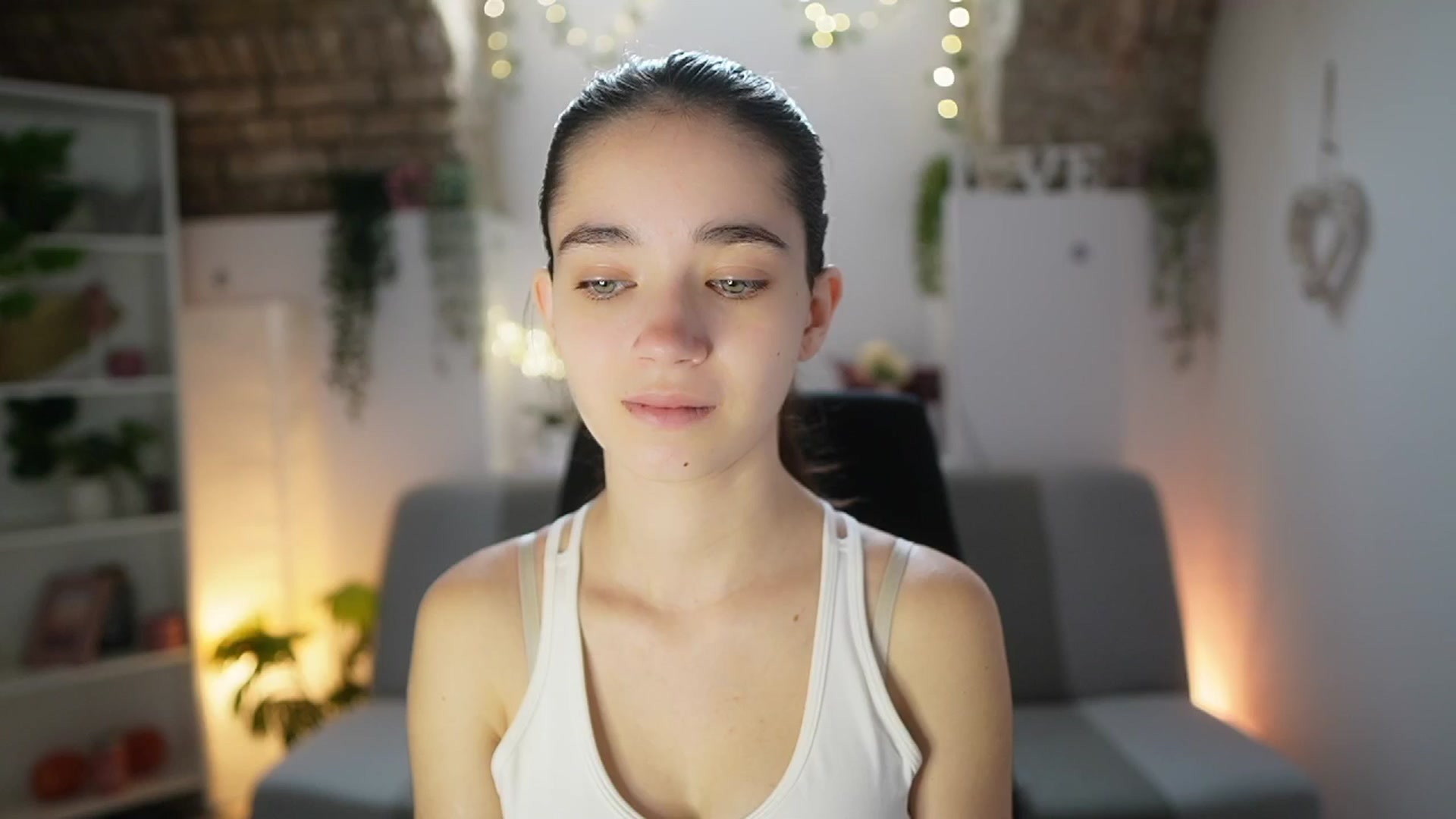 Gallery image thumbnail from Gia_Paige18's myfreecams stream on, 06/19/2025, 07:24 image 9 of 20