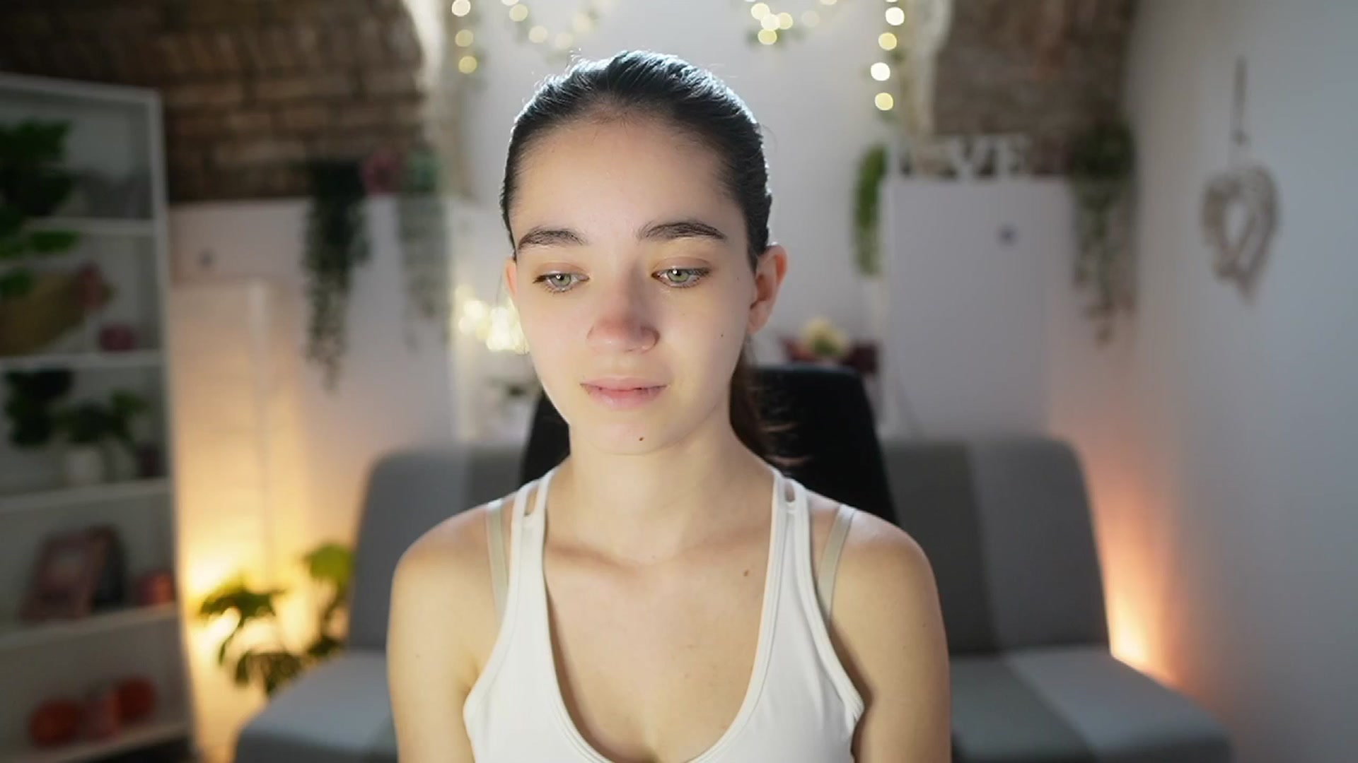 Gallery image thumbnail from Gia_Paige18's myfreecams stream on, 06/19/2025, 07:24 image 6 of 20