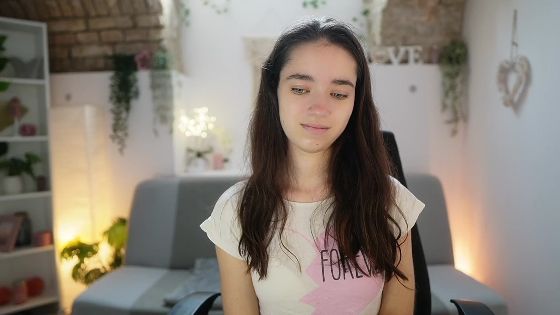 Gallery image thumbnail from Gia_Paige18's myfreecams stream on, 06/20/2025, 09:13 image 1 of 20