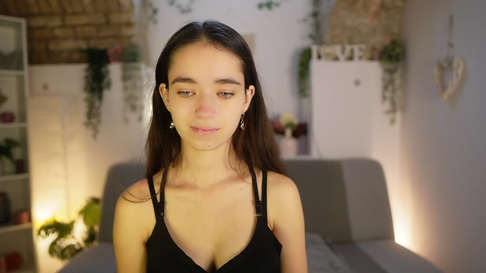 Gallery image thumbnail from Gia_Paige18's myfreecams stream on, 06/24/2025, 08:47 image 20 of 20