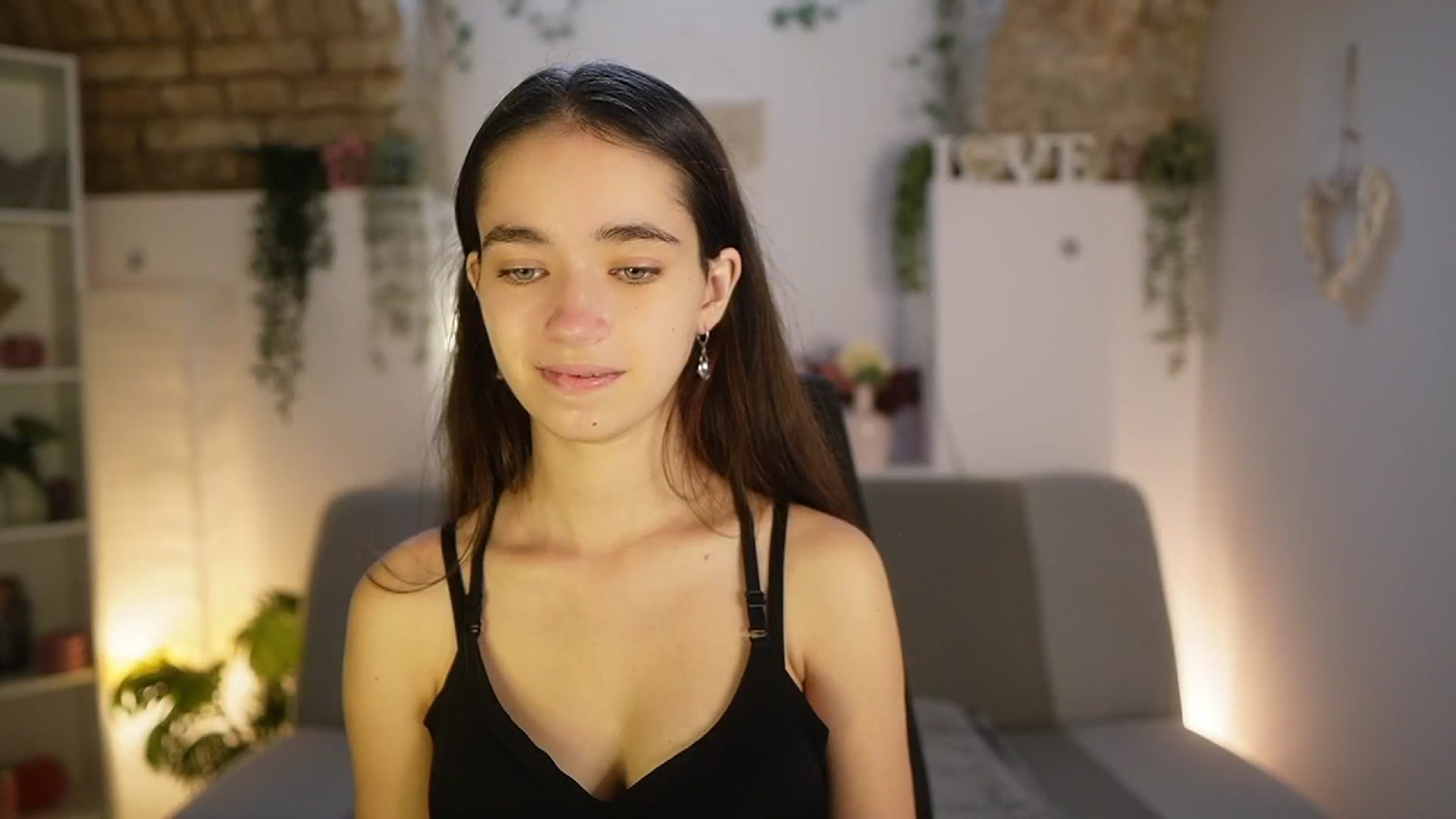 Gallery image thumbnail from Gia_Paige18's myfreecams stream on, 06/24/2025, 08:47 image 15 of 20