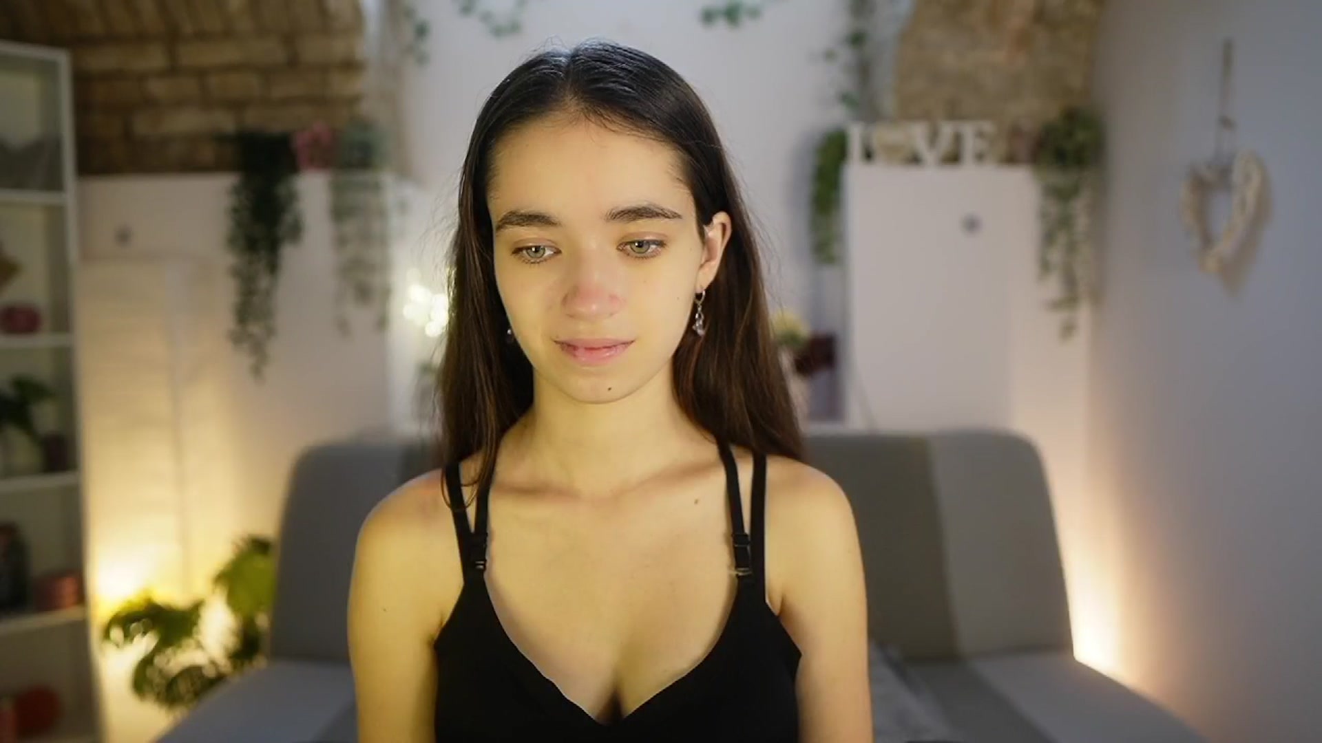 Gallery image thumbnail from Gia_Paige18's myfreecams stream on, 06/24/2025, 08:47 image 4 of 20