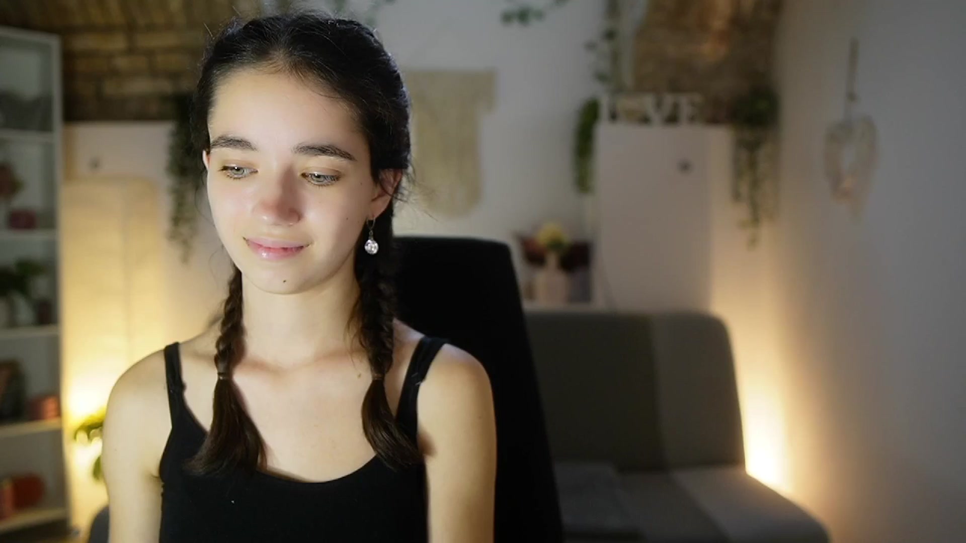 Gallery image thumbnail from Gia_Paige18's myfreecams stream on, 06/26/2025, 11:30 image 11 of 20