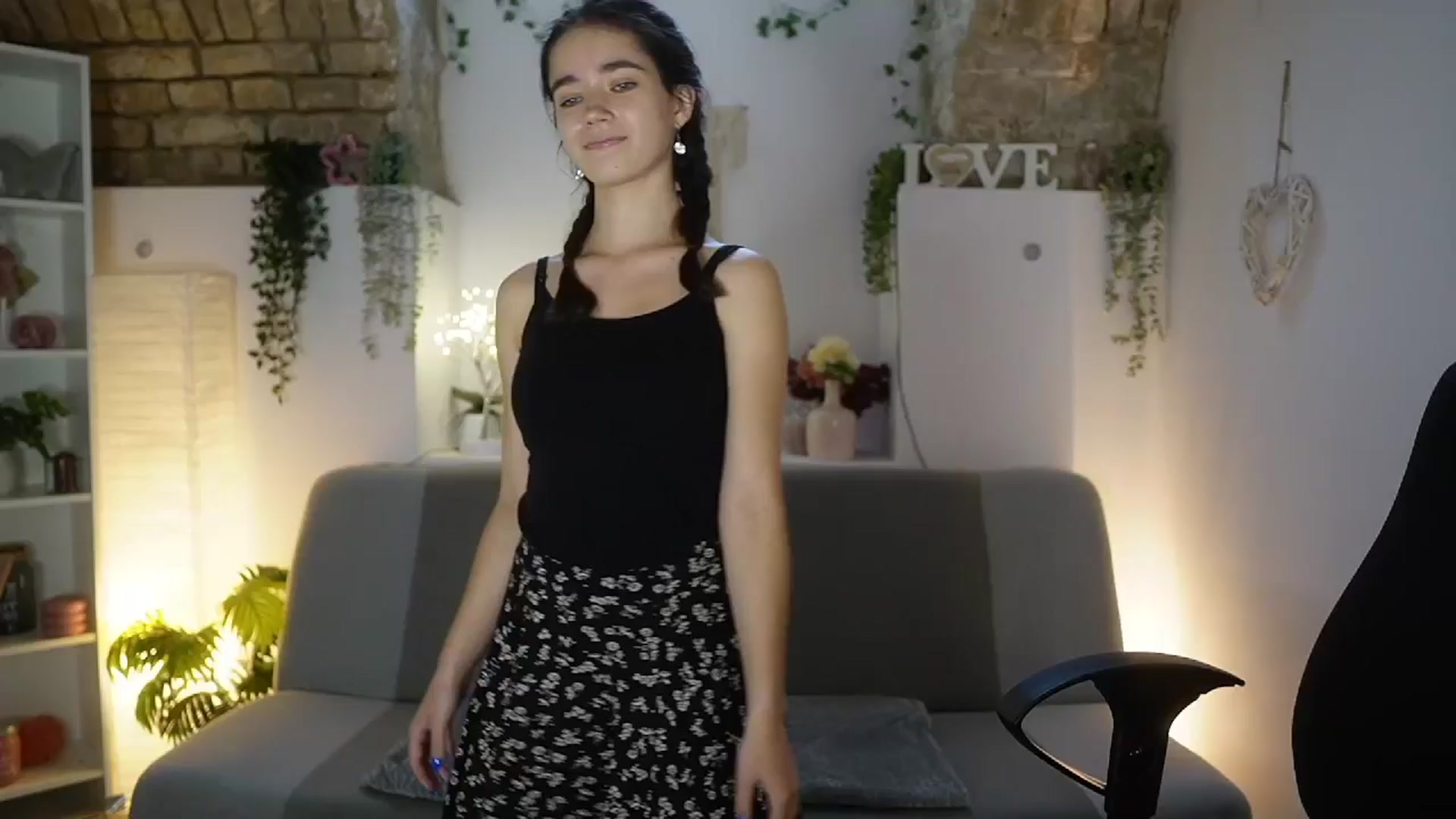 Gallery image thumbnail from Gia_Paige18's myfreecams stream on, 06/26/2025, 11:30 image 7 of 20