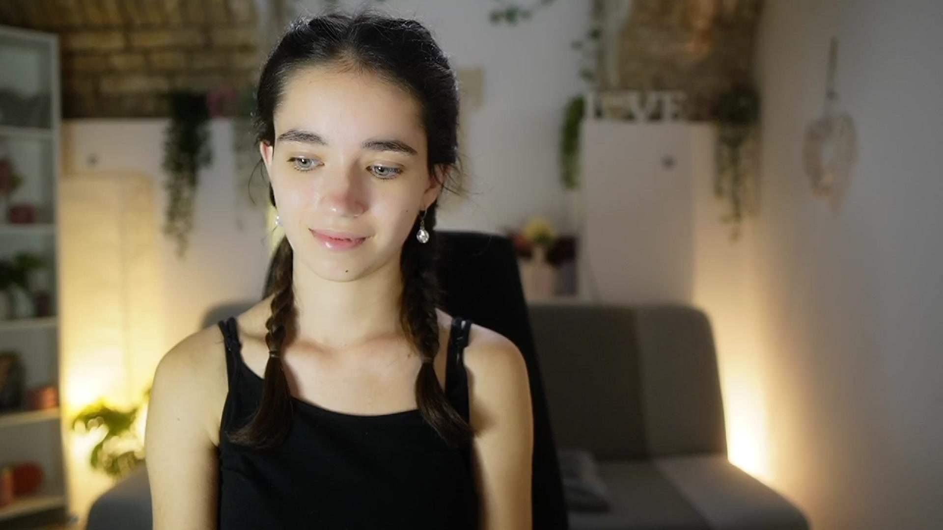 Gallery image thumbnail from Gia_Paige18's myfreecams stream on, 06/26/2025, 12:54 image 11 of 20