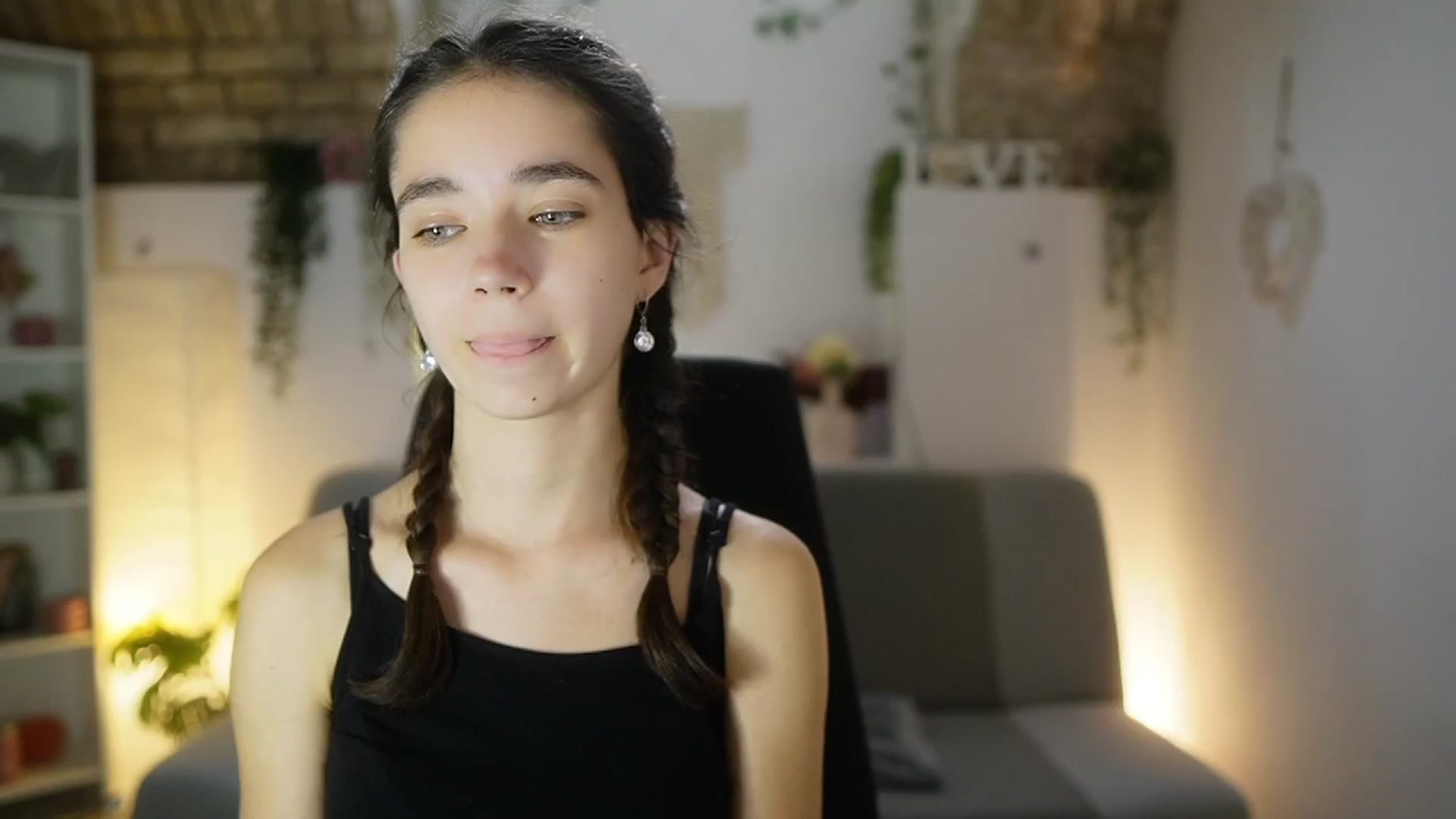 Gallery image thumbnail from Gia_Paige18's myfreecams stream on, 06/26/2025, 12:54 image 8 of 20