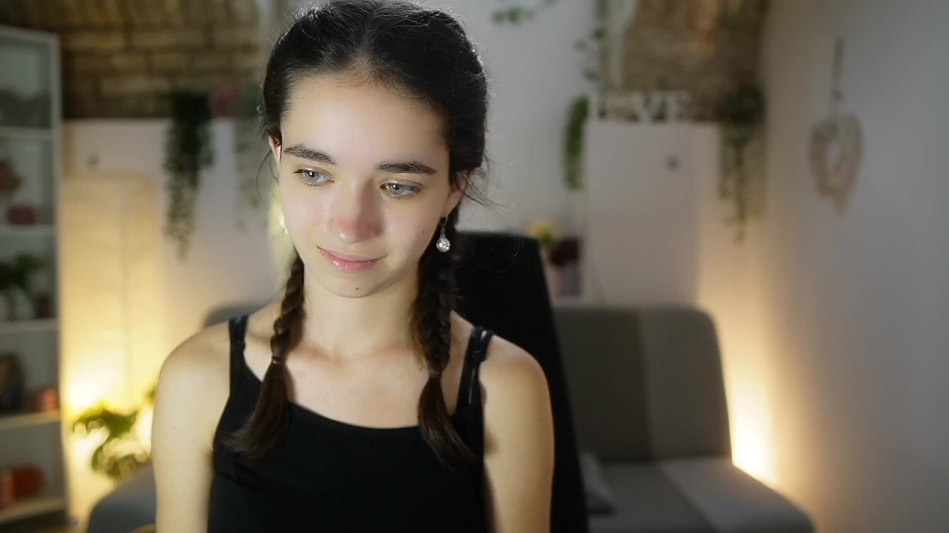 Gallery image thumbnail from Gia_Paige18's myfreecams stream on, 06/26/2025, 12:54 image 1 of 20