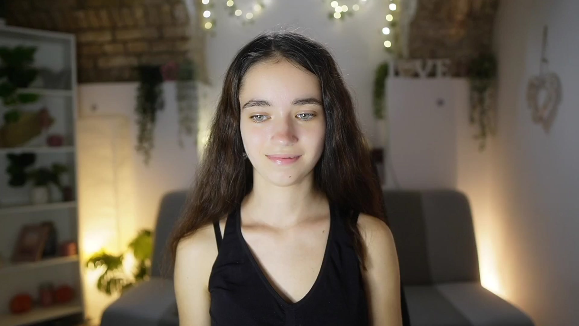 Gallery image thumbnail from Gia_Paige18's myfreecams stream on, 06/28/2025, 14:41 image 14 of 20
