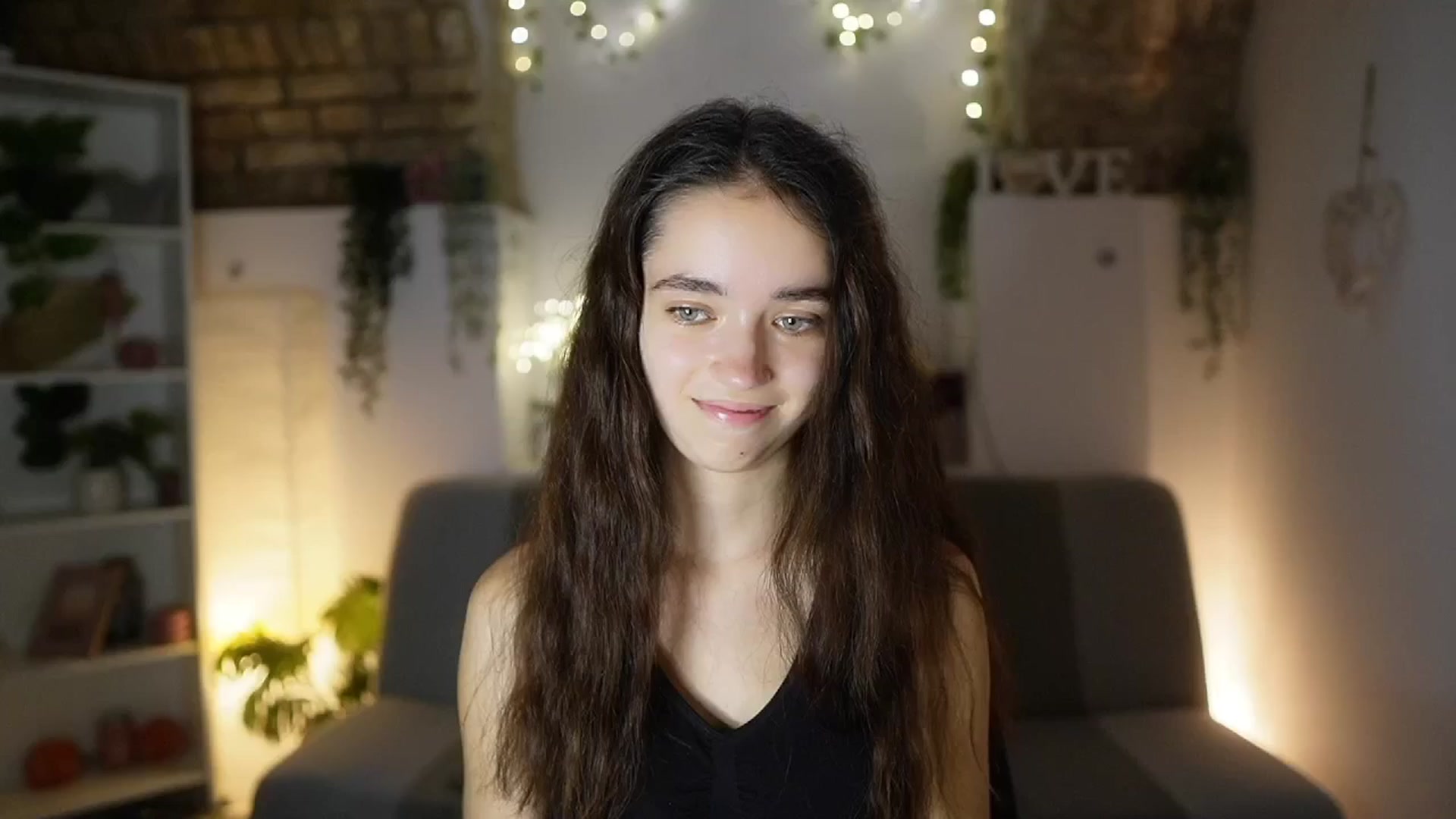 Gallery image thumbnail from Gia_Paige18's myfreecams stream on, 06/28/2025, 17:17 image 1 of 20