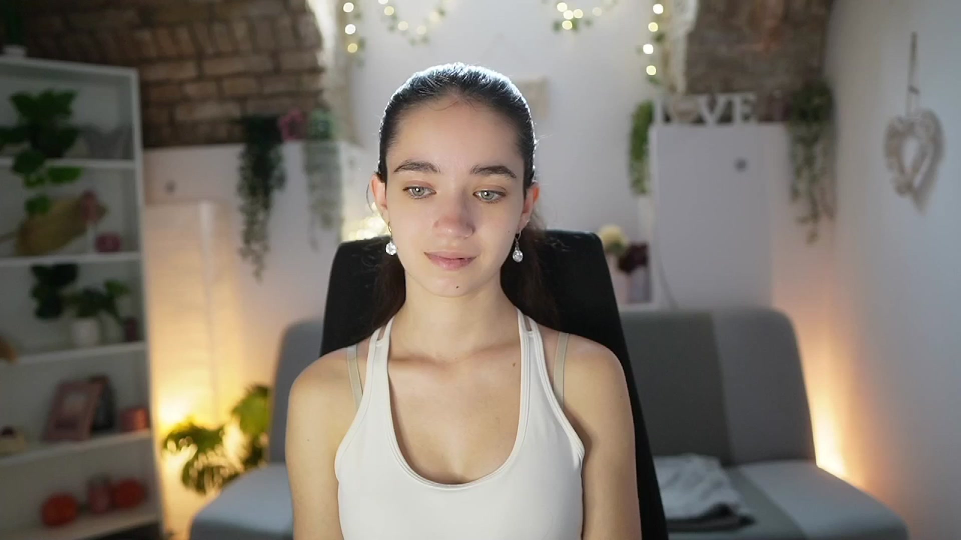 Gallery image thumbnail from Gia_Paige18's myfreecams stream on, 06/30/2025, 07:42 image 1 of 20