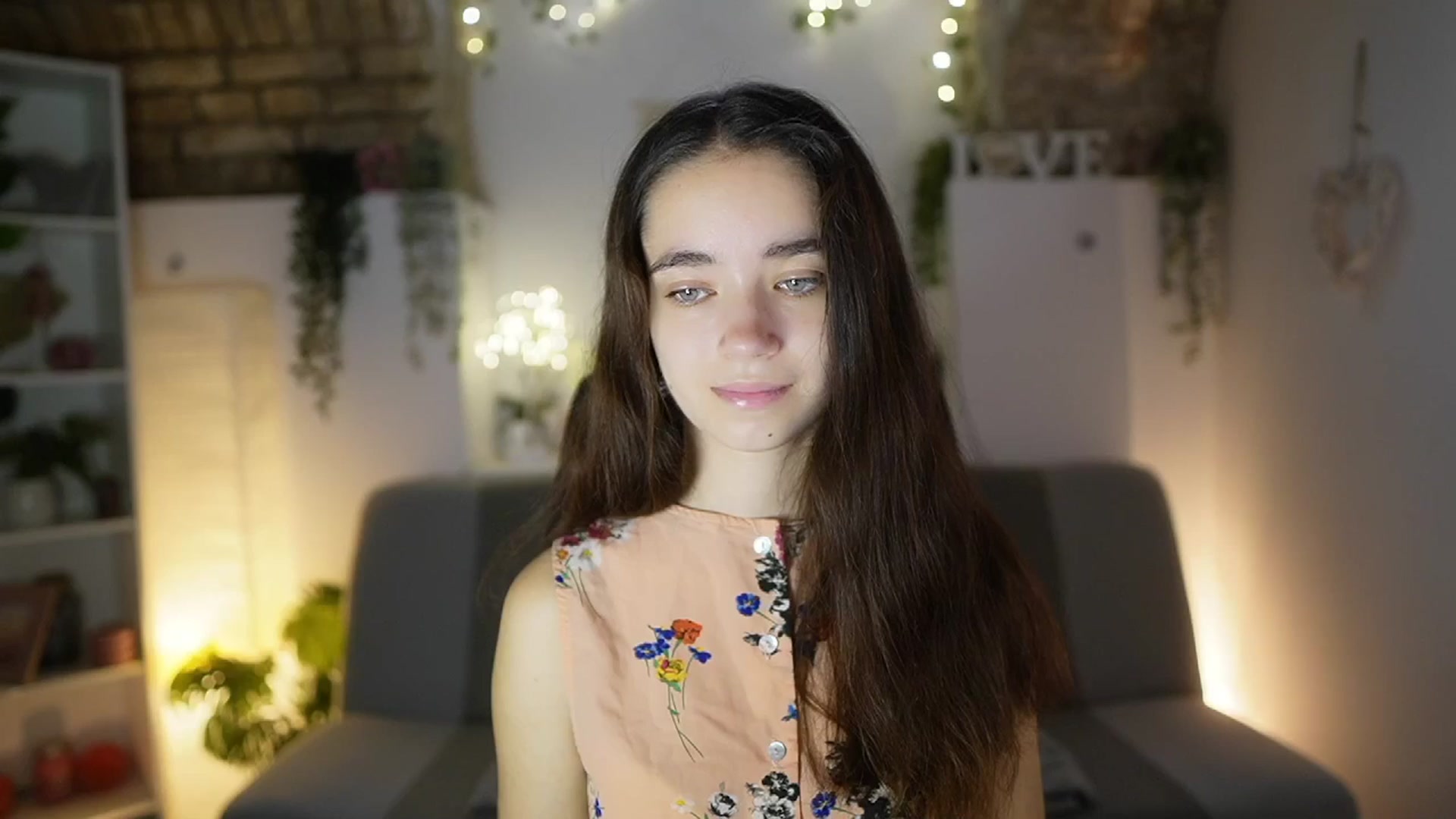 Gallery image thumbnail from Gia_Paige18's myfreecams stream on, 07/07/2025, 10:20 image 4 of 20