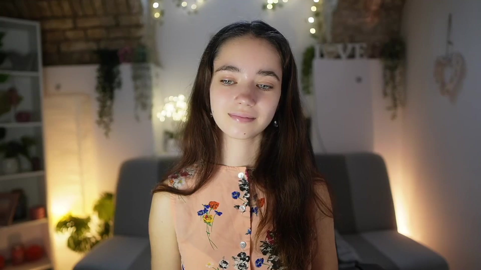 Gallery image thumbnail from Gia_Paige18's myfreecams stream on, 07/07/2025, 10:20 image 8 of 20