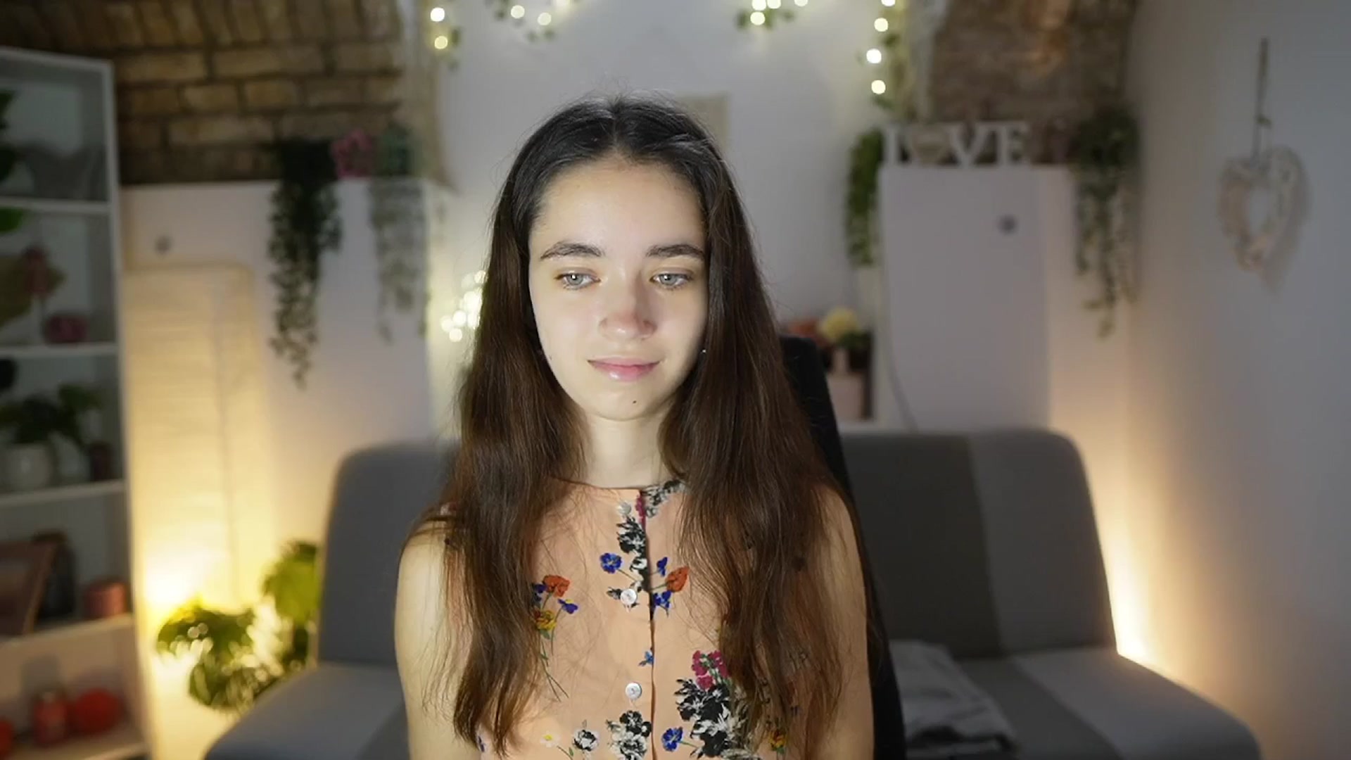 Gallery image thumbnail from Gia_Paige18's myfreecams stream on, 07/07/2025, 12:23 image 7 of 20