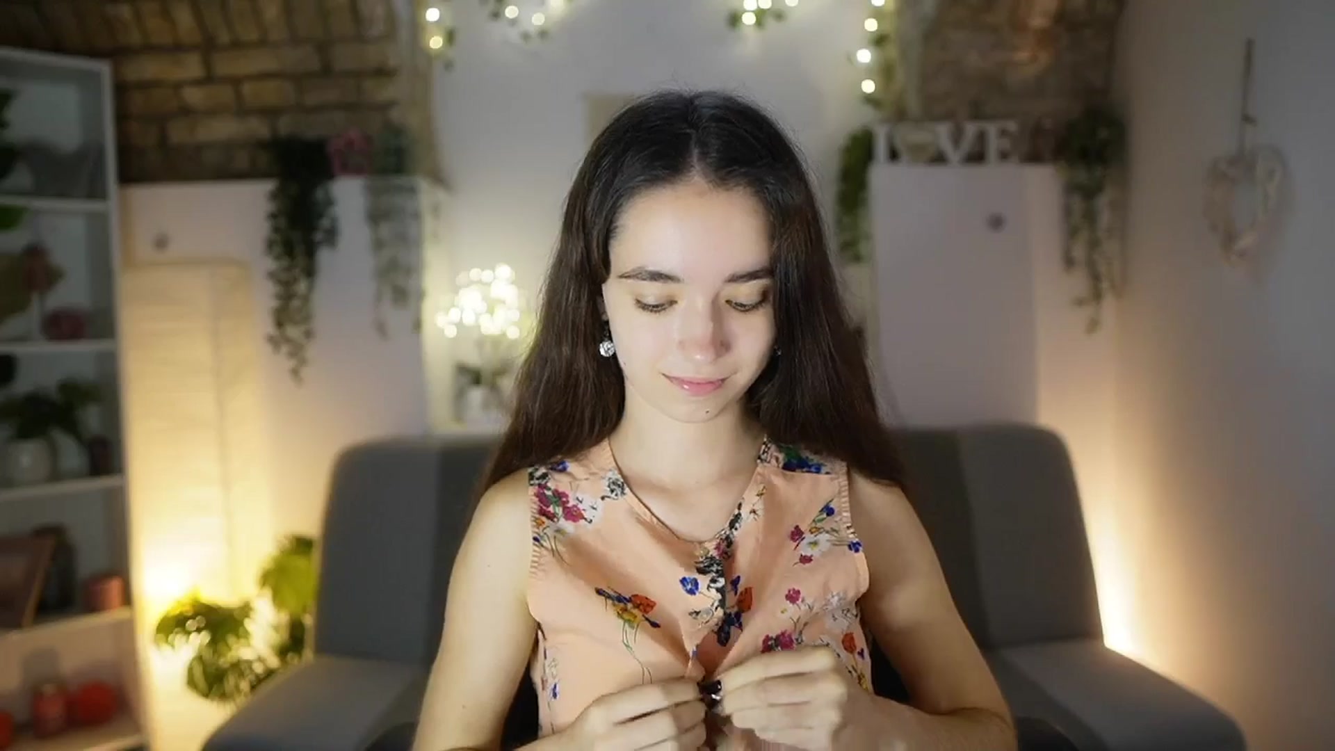 Gallery image thumbnail from Gia_Paige18's myfreecams stream on, 07/07/2025, 12:23 image 11 of 20