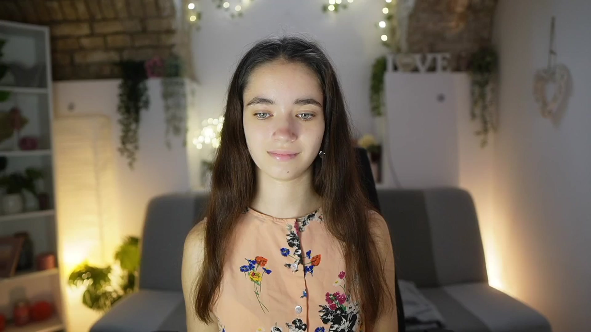 Gallery image thumbnail from Gia_Paige18's myfreecams stream on, 07/07/2025, 12:23 image 1 of 20