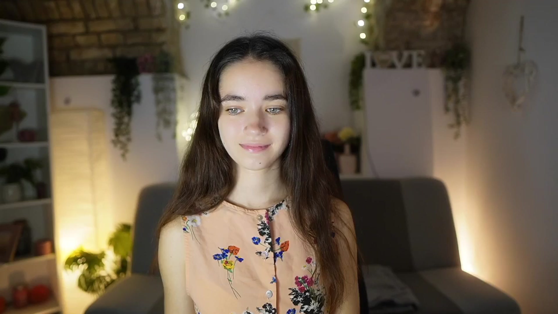Gallery image thumbnail from Gia_Paige18's myfreecams stream on, 07/07/2025, 12:23 image 12 of 20