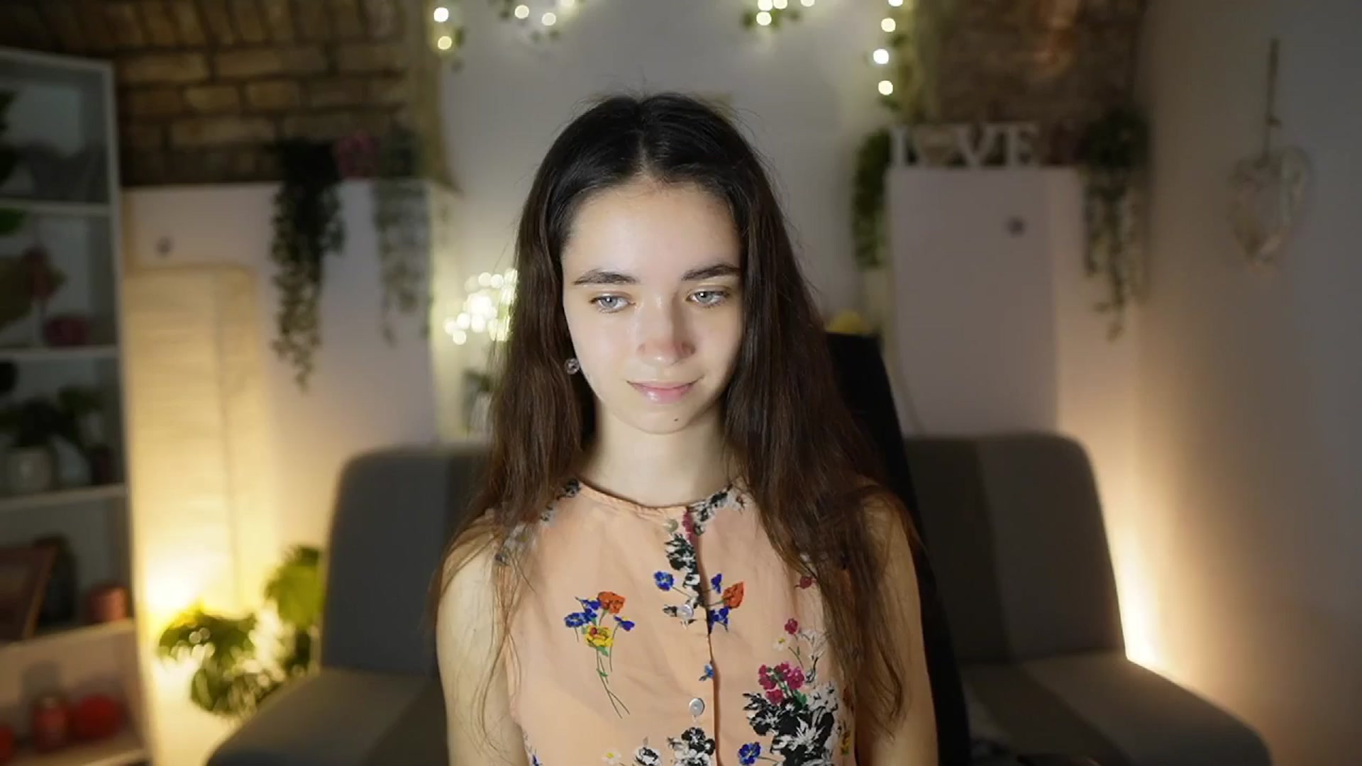 Gallery image thumbnail from Gia_Paige18's myfreecams stream on, 07/07/2025, 12:56 image 14 of 20