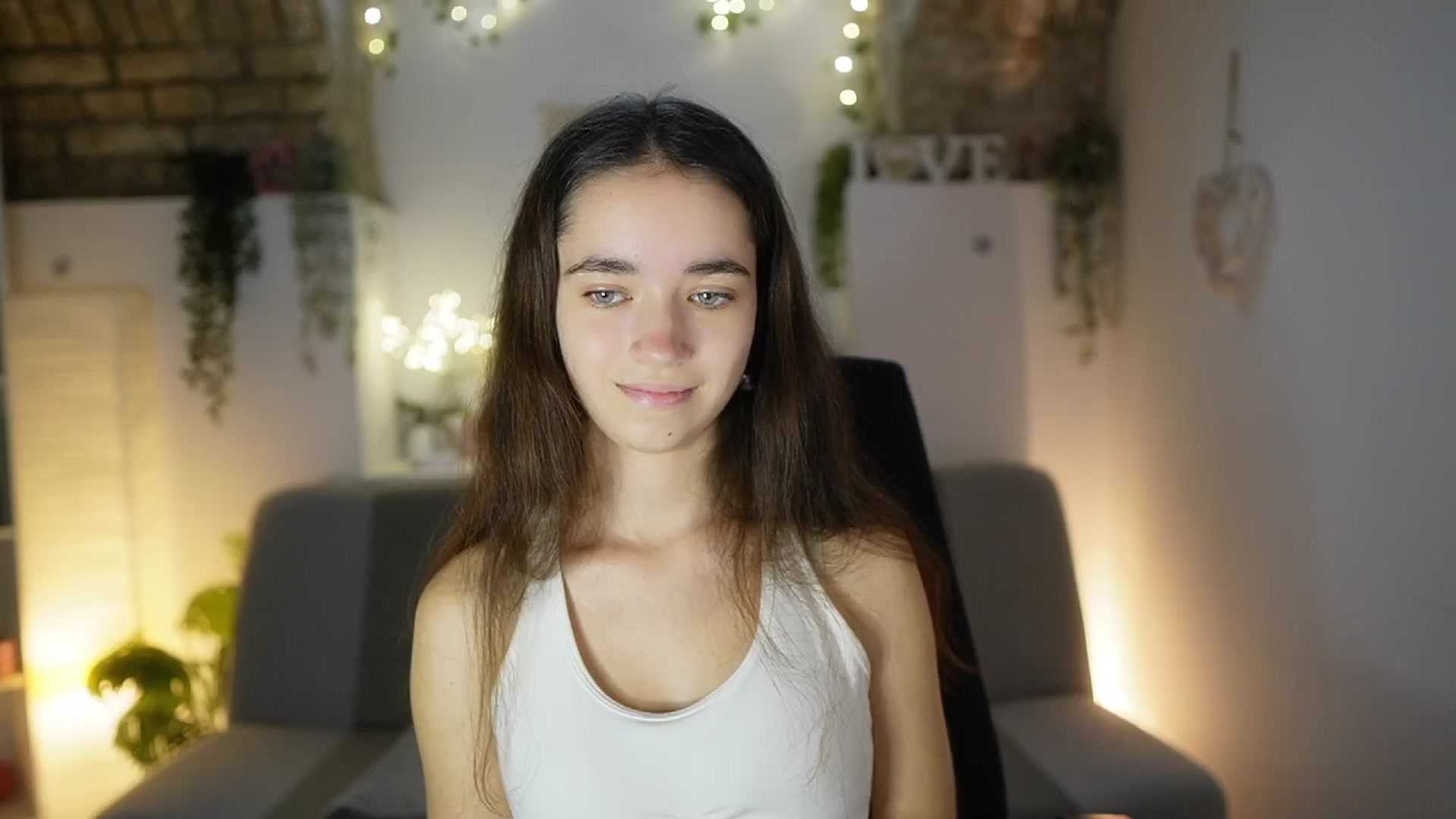 Gallery image thumbnail from Gia_Paige18's myfreecams stream on, 07/08/2025, 11:34 image 7 of 20