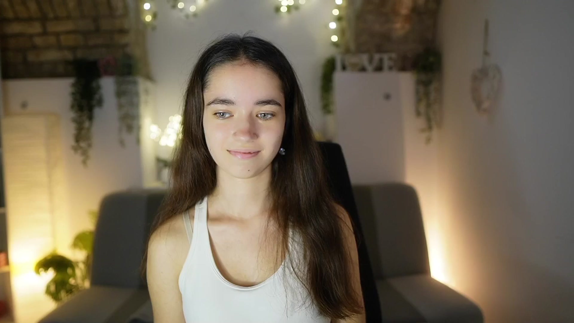 Gallery image thumbnail from Gia_Paige18's myfreecams stream on, 07/08/2025, 11:34 image 2 of 20