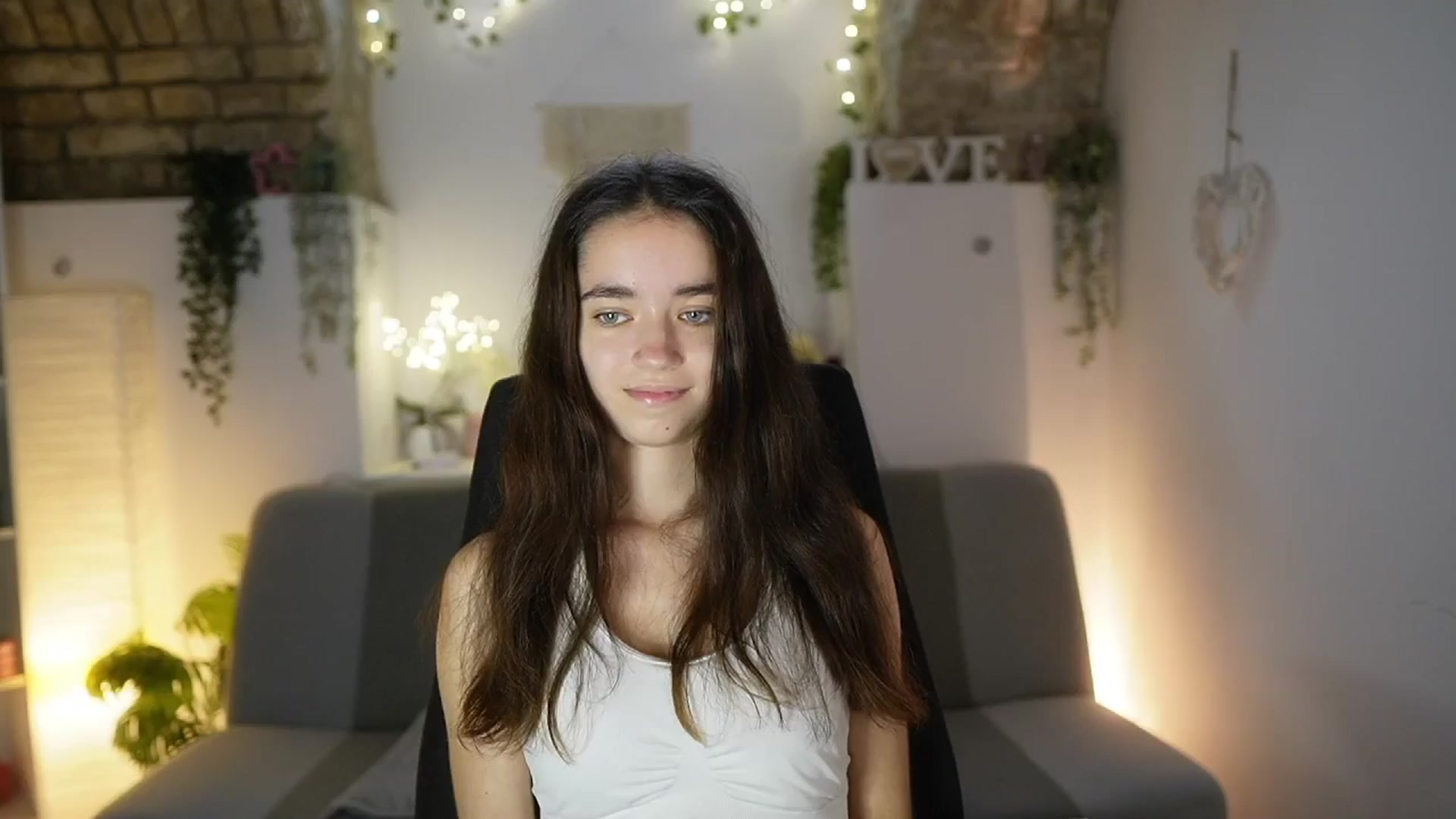 Gallery image thumbnail from Gia_Paige18's myfreecams stream on, 07/08/2025, 12:58 image 8 of 20