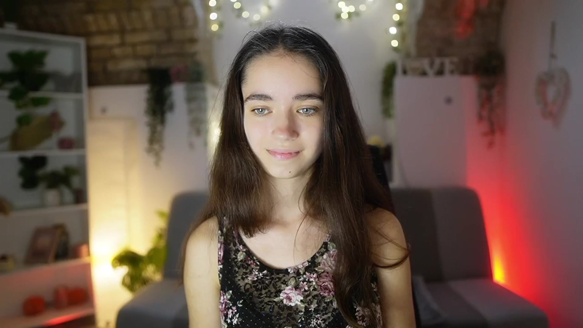 Gallery image thumbnail from Gia_Paige18's myfreecams stream on, 07/10/2025, 12:44 image 9 of 20