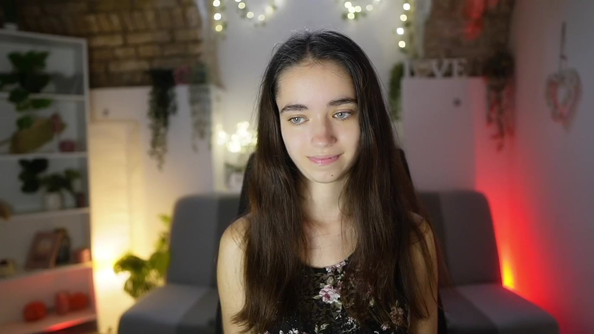 Gallery image thumbnail from Gia_Paige18's myfreecams stream on, 07/10/2025, 12:44 image 2 of 20